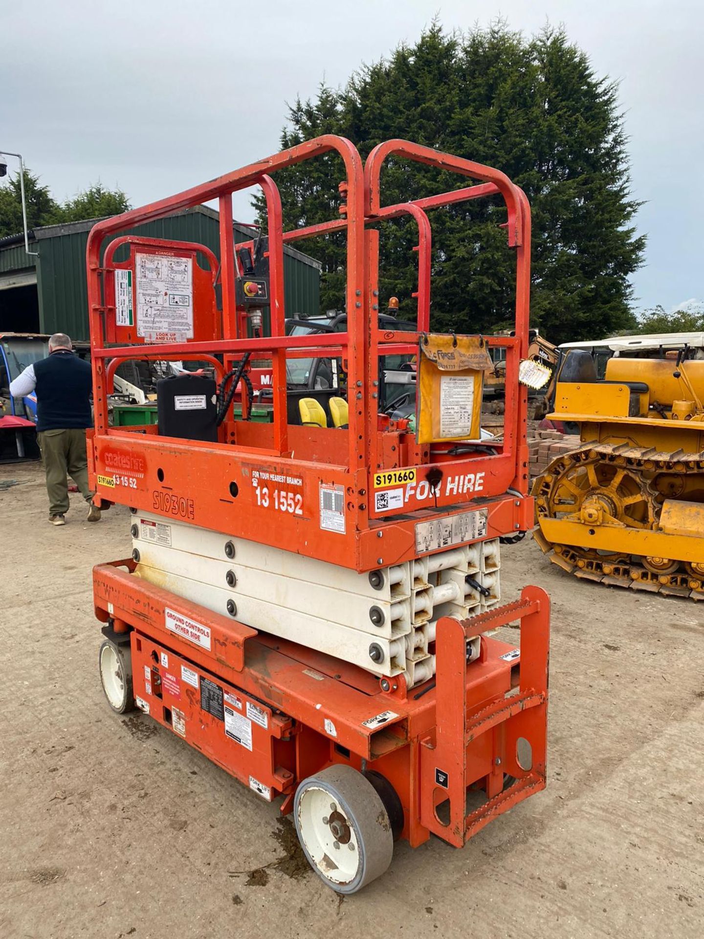 2010 SNORKEL S1930E SCISSOR LIFT, RUNS, DRIVES AND LIFTS *PLUS VAT* - Image 2 of 5