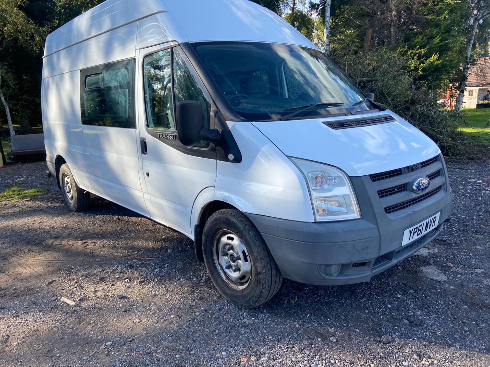 2011/61 REG FORD TRANSIT 100 T350L RWD 2.4 DIESEL WELFARE PANEL VAN, SHOWING 1 FORMER KEEPER