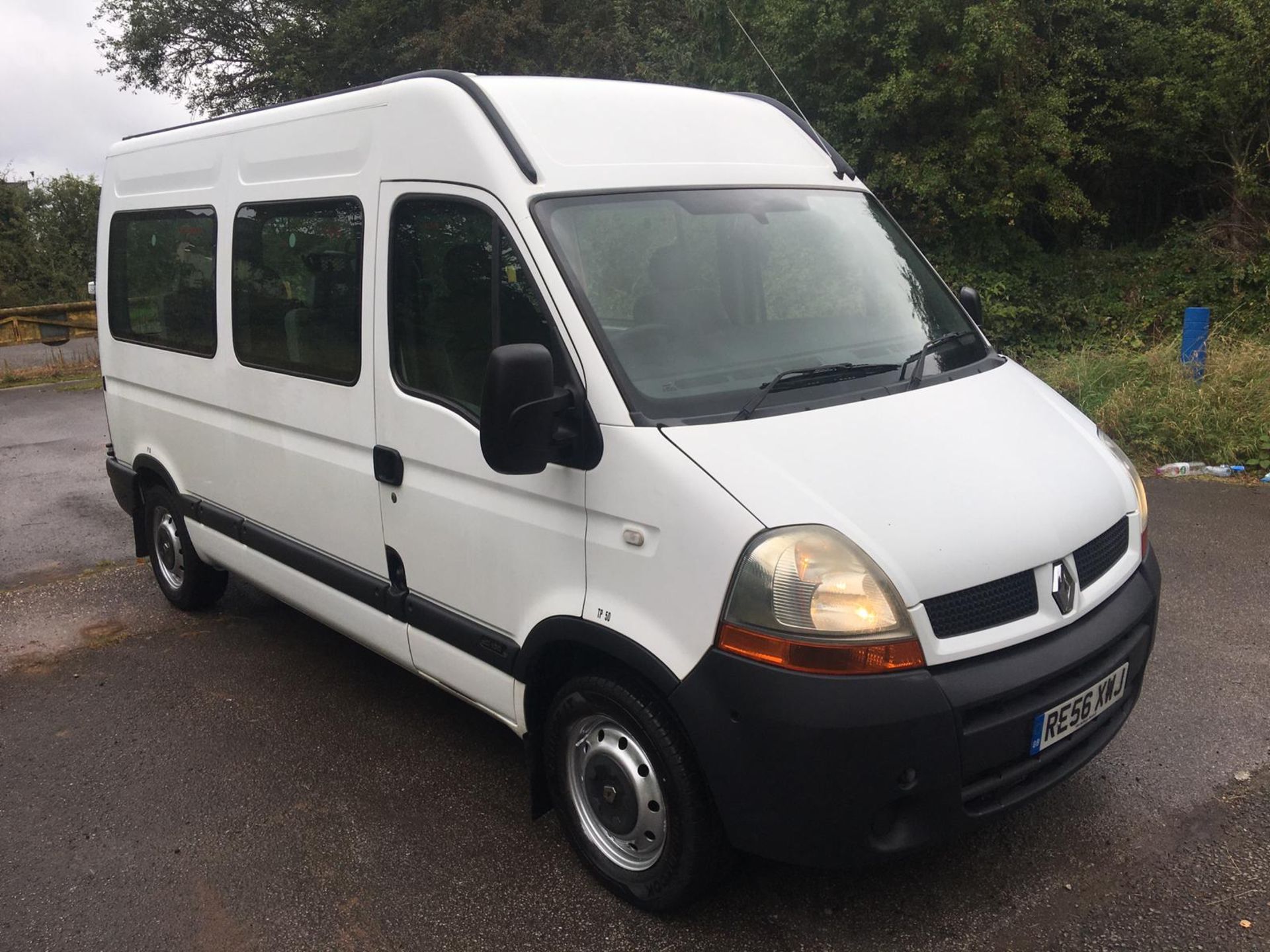 2006/56 REG RENAULT MASTER MM33 DCI 100 MWB MINIBUS 2.5 DIESEL, SHOWING 3 FORMER KEEPERS *NO VAT*