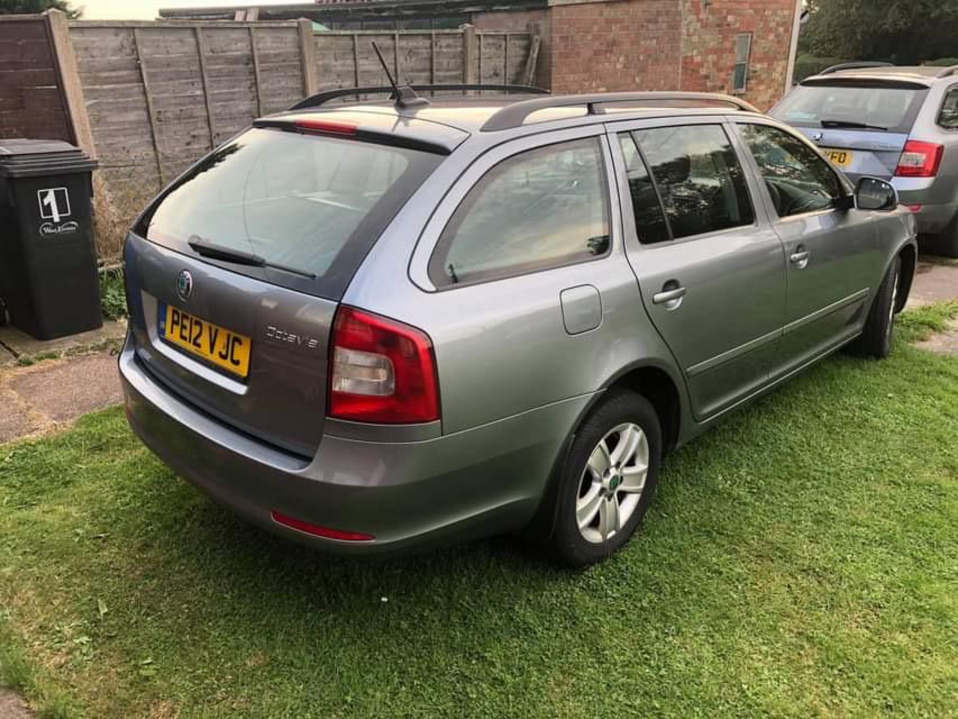 2012/12 REG SKODA OCTAVIA SE TDI CR 1.6 DIESEL GREY ESTATE, SHOWING 2 FORMER KEEPERS *NO VAT* - Bild 6 aus 14