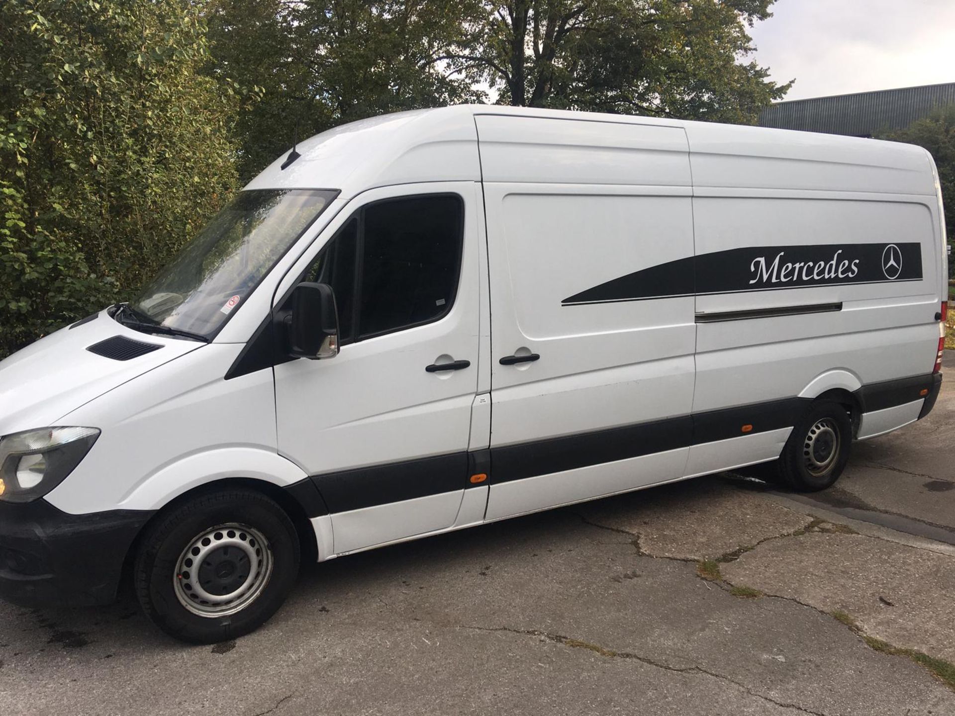 2017/67 REG MERCEDES-BENZ SPRINTER 314 CDI 2.2 DIESEL WHITE PANEL VAN, SHOWING 0 FORMER KEEPERS - Image 5 of 29