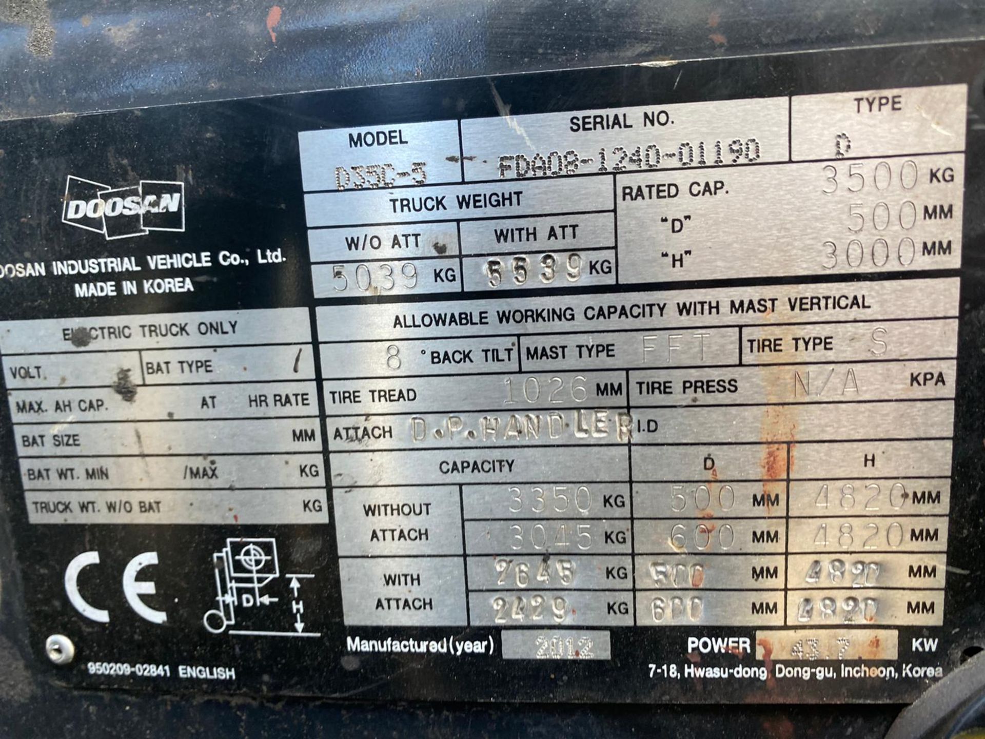 DOOSAN D3.5C-5 3 TON FORKLIFT, FULL GLASS CAB, YEAR 2012, IN GOOD CONDITION, RUNS, WORKS AND LIFTS - Image 11 of 13