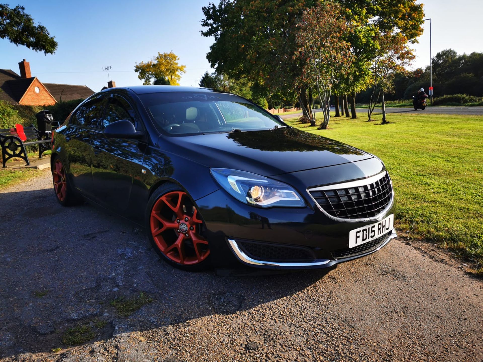 2015/15 REG VAUXHALL INSIGNIA TECHLINE CDTI ECO S 2.0 DIESEL 5DR HATCHBACK, SHOWING 1 FORMER KEEPER