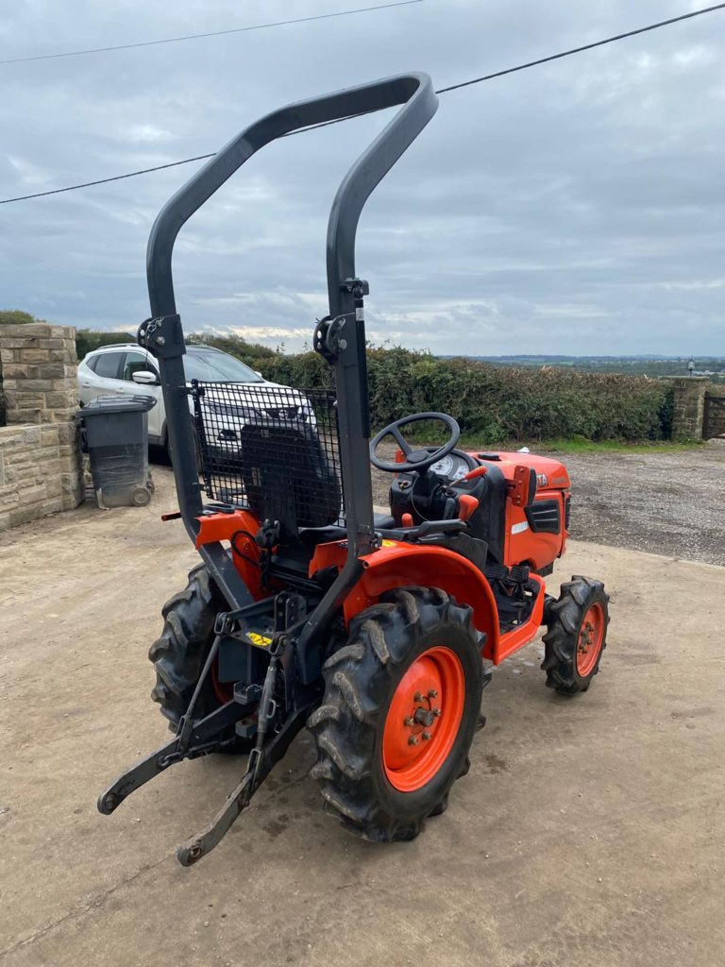 KUBOTA B1820 TRACTOR, RUNS AND DRIVES, CLEAN MACHINE *PLUS VAT* - Image 4 of 4