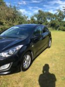 2013/13 REG HYUNDAI I30 ACTIVE CRDI AUTO 1.6 DIESEL BLACK 5DR HATCHBACK, SHOWING 1 FORMER KEEPER