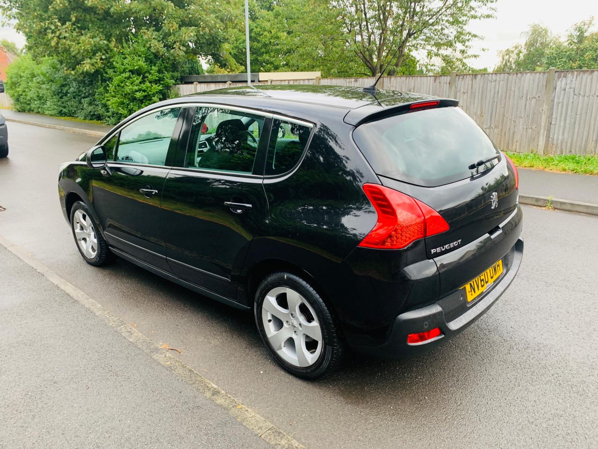 2011/60 REG PEUGEOT 3008 SPORT HDI S-A 1.6 DIESEL 5 DOOR BLACK, SHOWING 2 FORMER KEEPERS *NO VAT* - Image 3 of 19