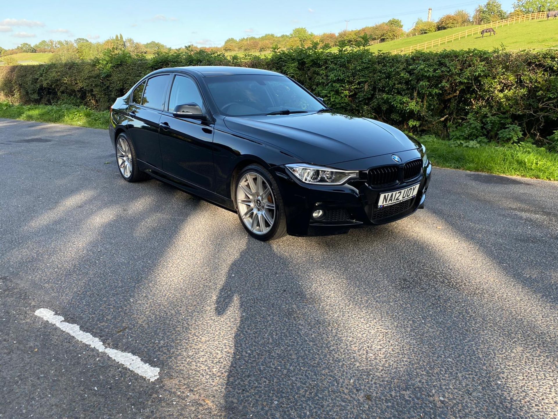 2012/12 REG BMW 318D SPORT 2.0 DIESEL BLACK 4 DOOR SALOON, SHOWING 5 FORMER KEEPERS *NO VAT*