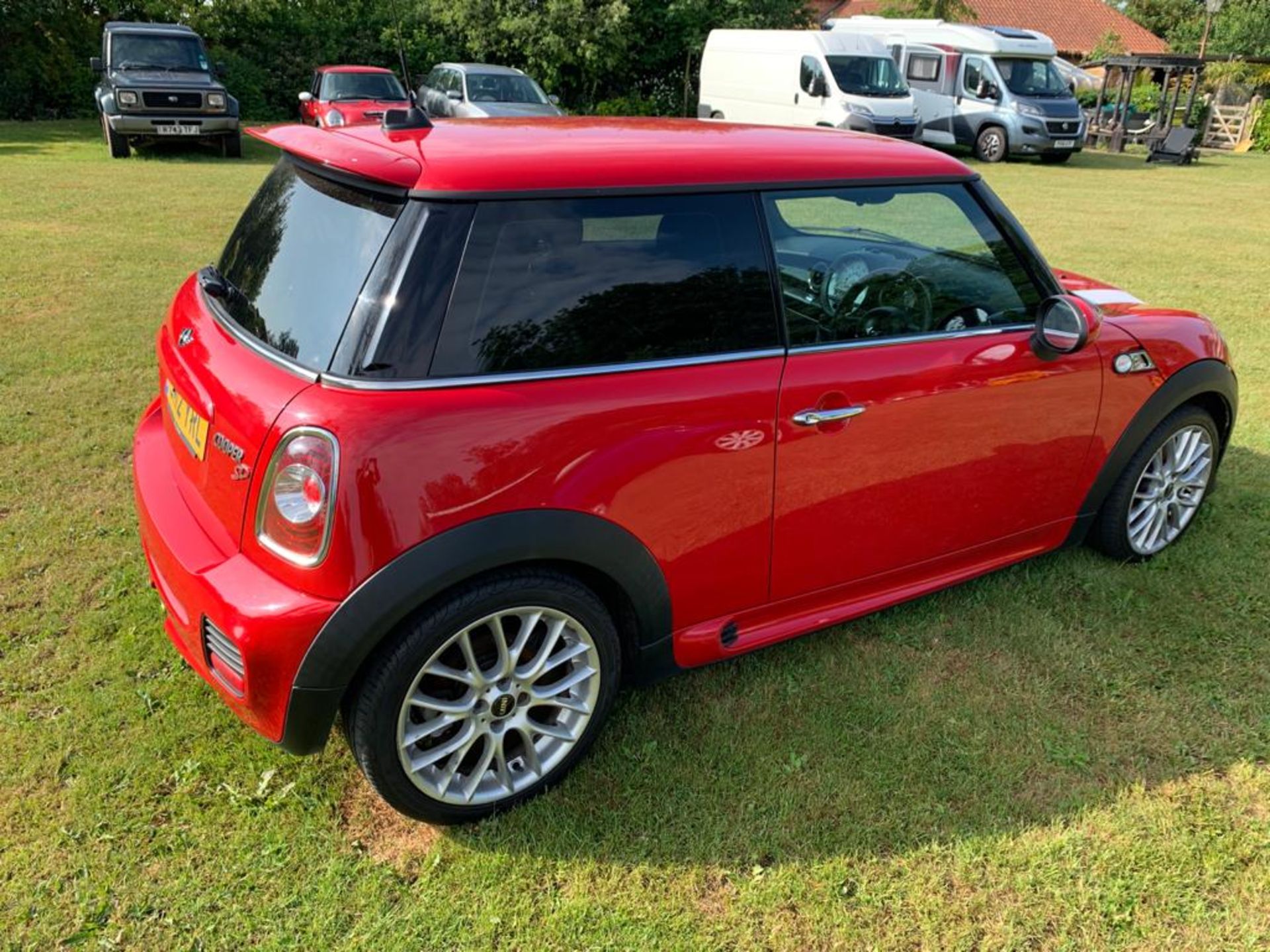 2012/12 REG MINI COOPER SD 2.0 DIESEL RED 3 DOOR HATCHBACK, SHOWING 2 FORMER KEEPERS *NO VAT* - Image 3 of 12