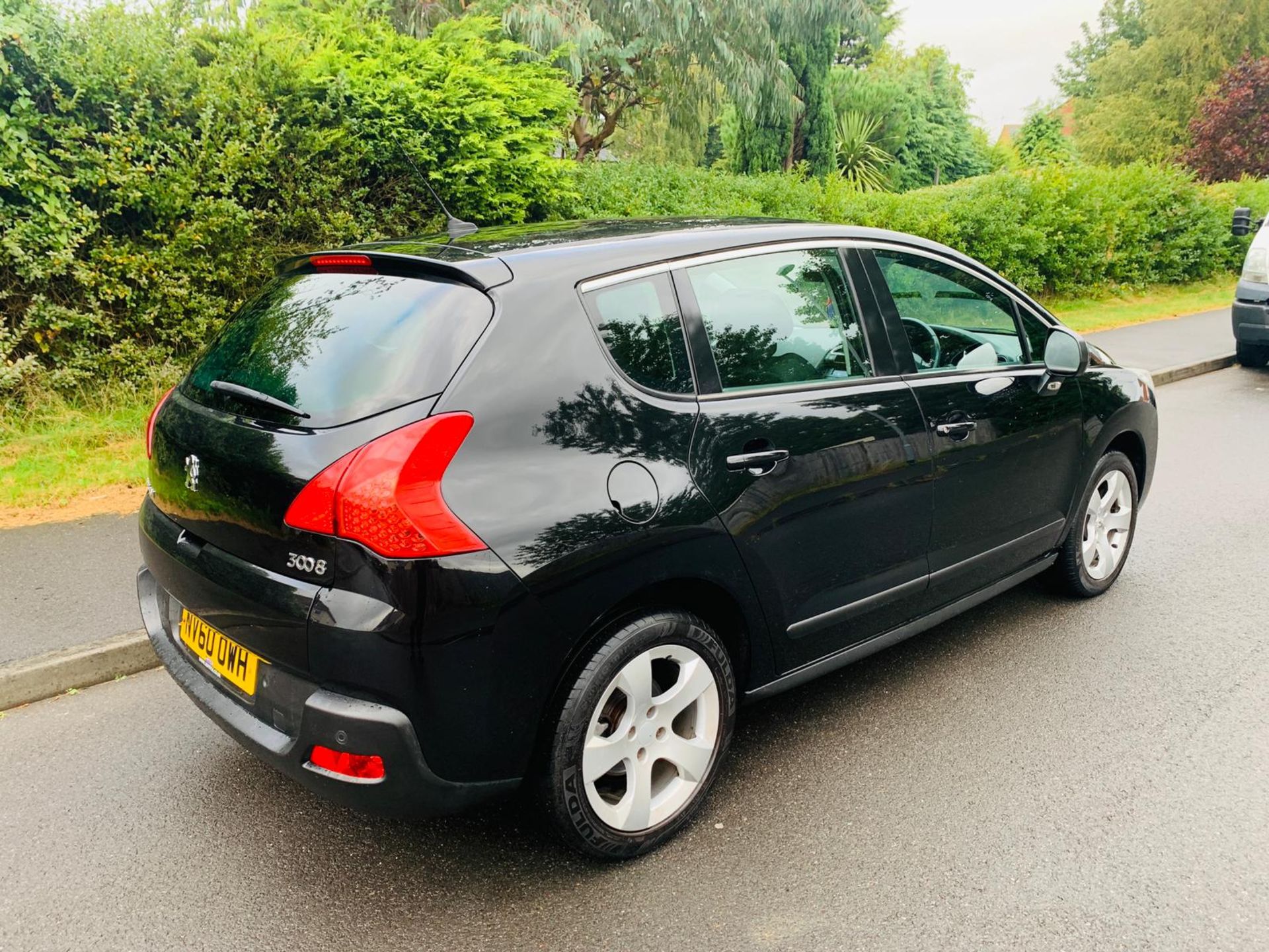 2011/60 REG PEUGEOT 3008 SPORT HDI S-A 1.6 DIESEL 5 DOOR BLACK, SHOWING 2 FORMER KEEPERS *NO VAT* - Image 4 of 19