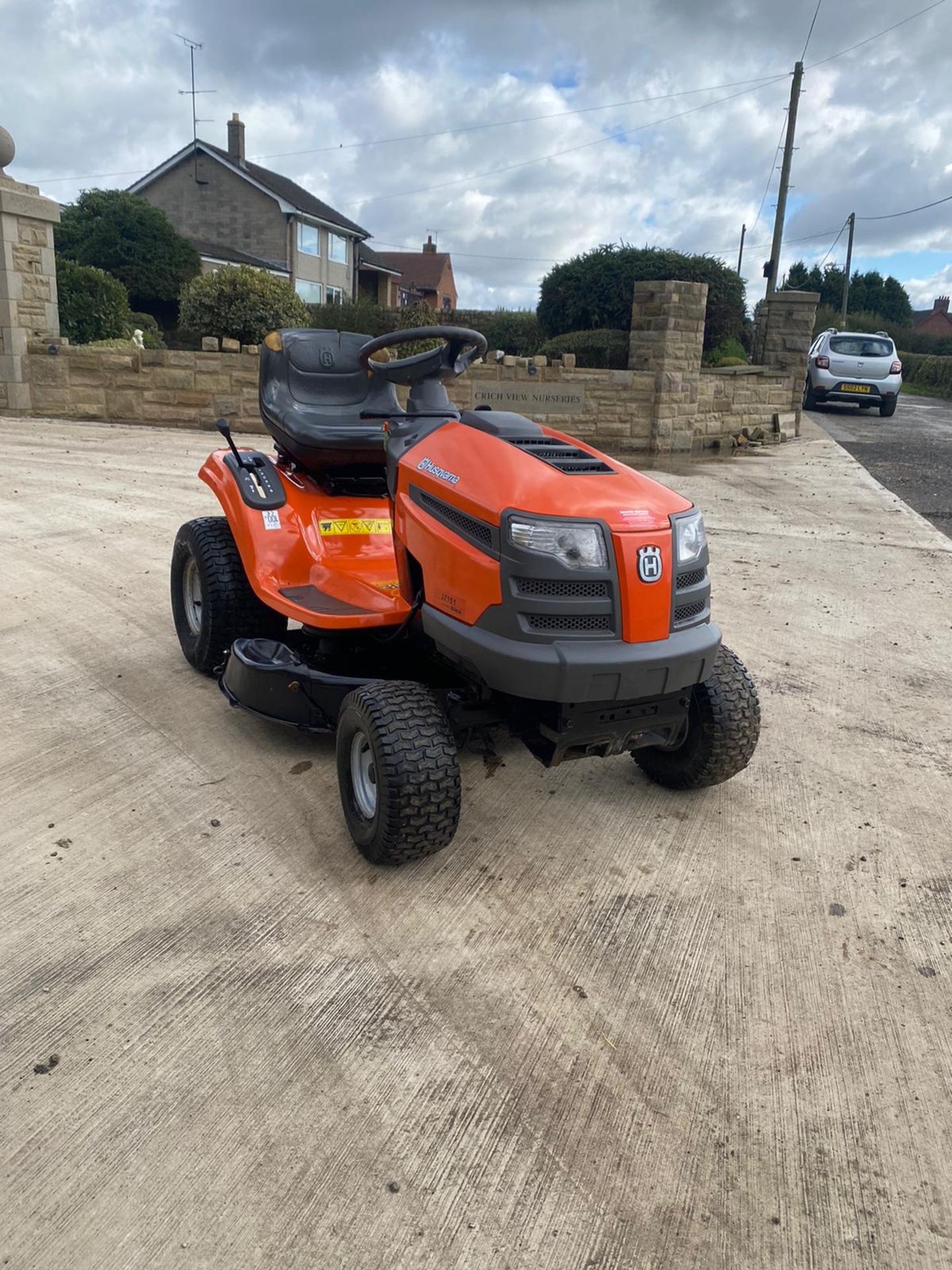 HUSQVARNA LT151 RIDE ON LAWN MOWER, RUNS, DRIVES AND CUTS, VERY CLEAN, KOHLER ENGINE *NO VAT*