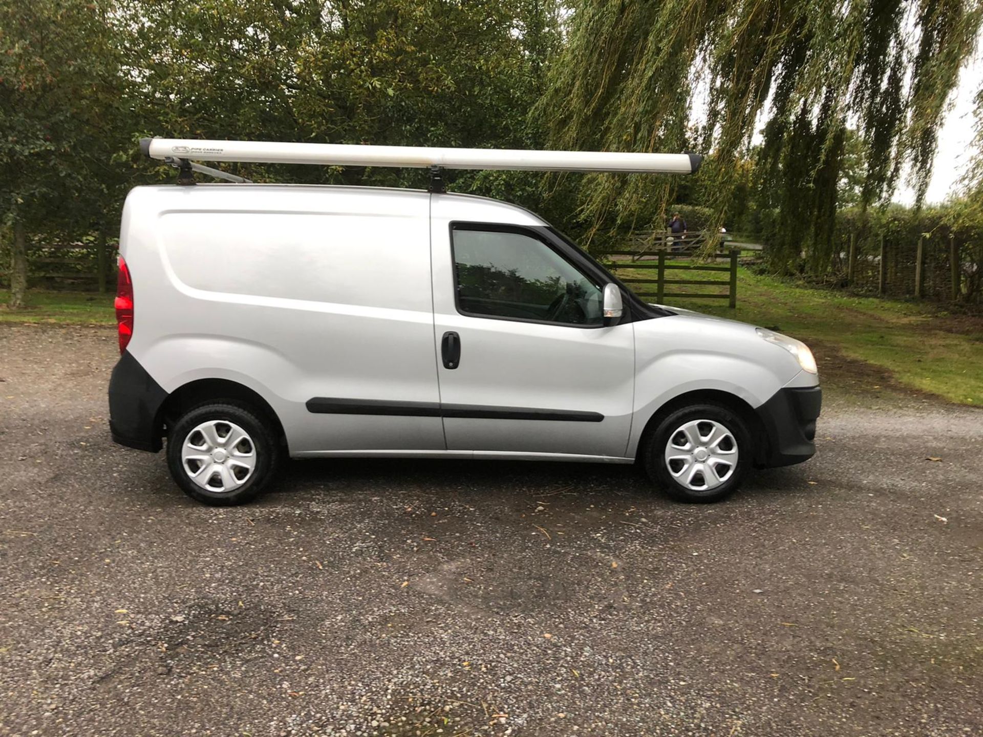 2014/64 REG FIAT DOBLO SX MULTIJET 1.25 DIESEL SILVER PANEL VAN, SHOWING 1 FORMER KEEPER *PLUS VAT* - Image 6 of 12