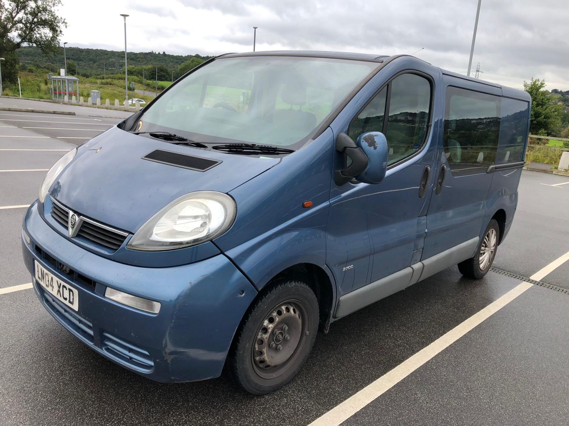 2004/04 REG VAUXHALL VIVARO 2700 DI SWB 1.9 DIESEL BLUE PANEL VAN, SHOWING 2 FORMER KEEPERS *NO VAT* - Image 3 of 8