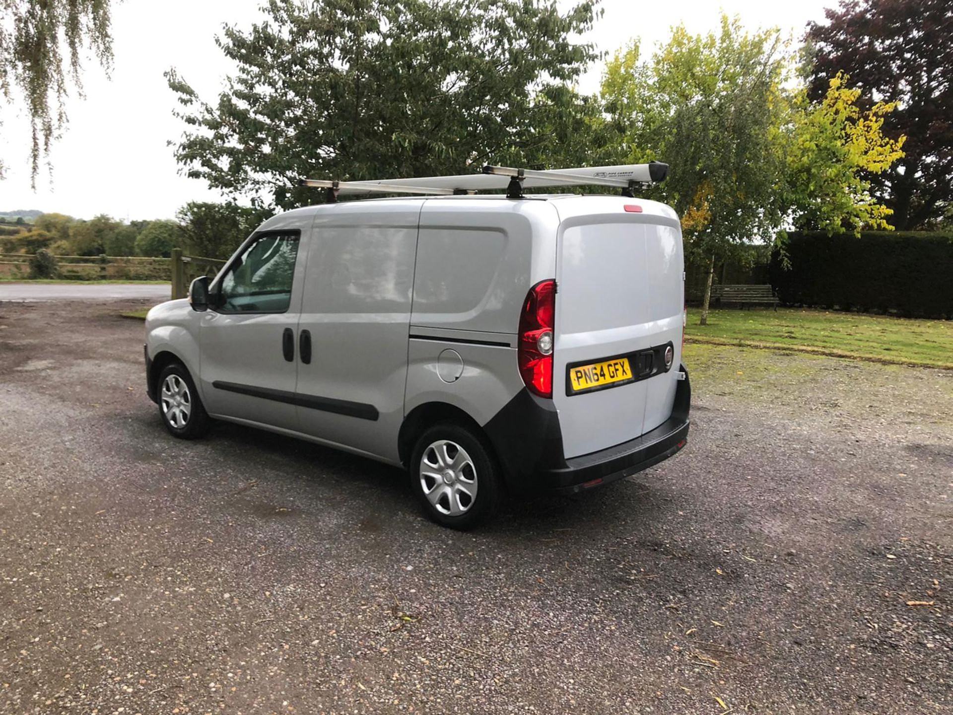 2014/64 REG FIAT DOBLO SX MULTIJET 1.25 DIESEL SILVER PANEL VAN, SHOWING 1 FORMER KEEPER *PLUS VAT* - Image 5 of 12