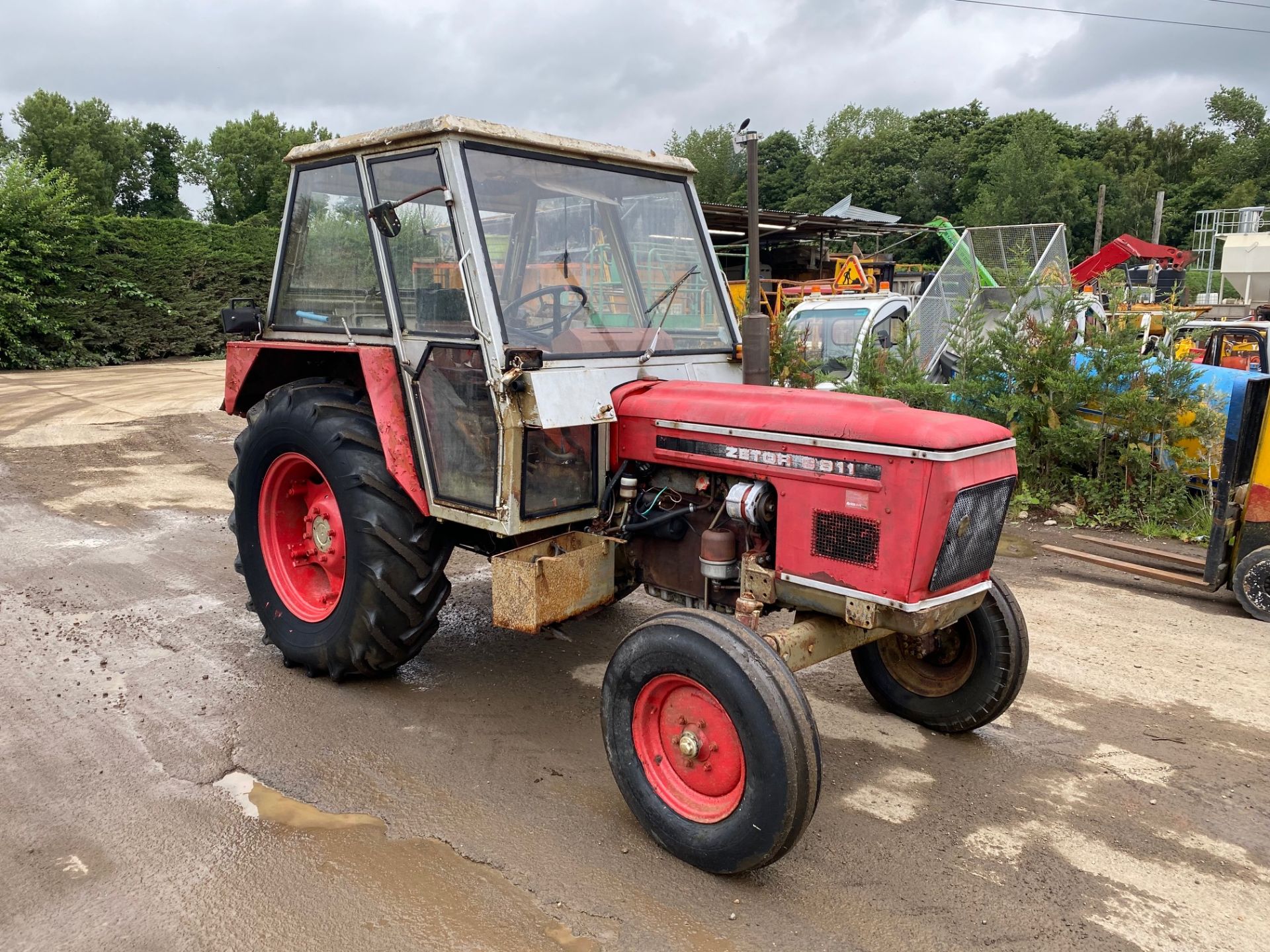 ZETOR 6911 2WD TRACTOR, FULL CAB WITH HEATER, POWER STEERING, GOOD WORKING ORDER *PLUS VAT*