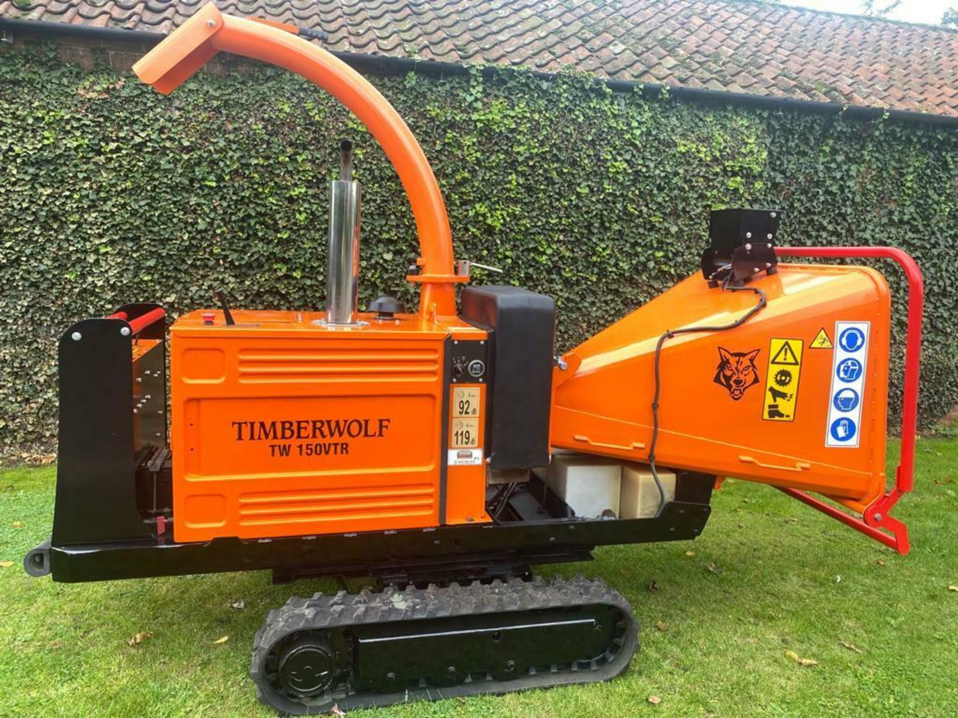 TIMBERWOLF TW 150VTR TRACKED WOOD CHIPPER, KUBOTA DIESEL ENGINE, ONLY 777 HOURS, EXPANDING TRACKS - Image 7 of 12