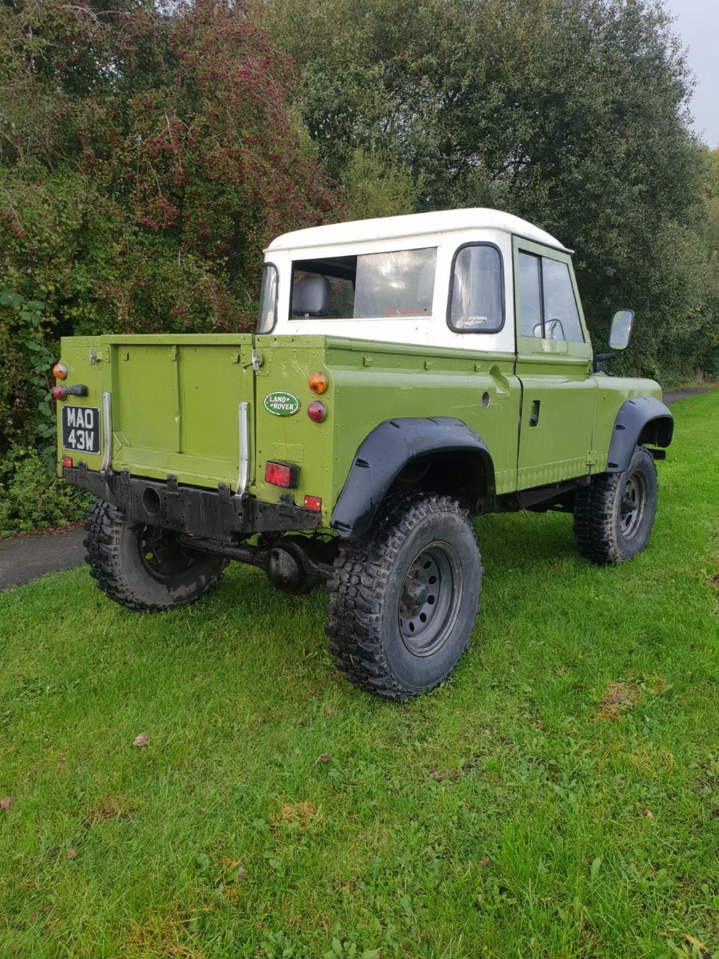 1981 LAND ROVER DEFENDER SERIES 3 TAX EXEMPT, FITTED WITH A 300TDI ENGINE, 4 INCH LIFT KIT *NO VAT* - Image 7 of 11