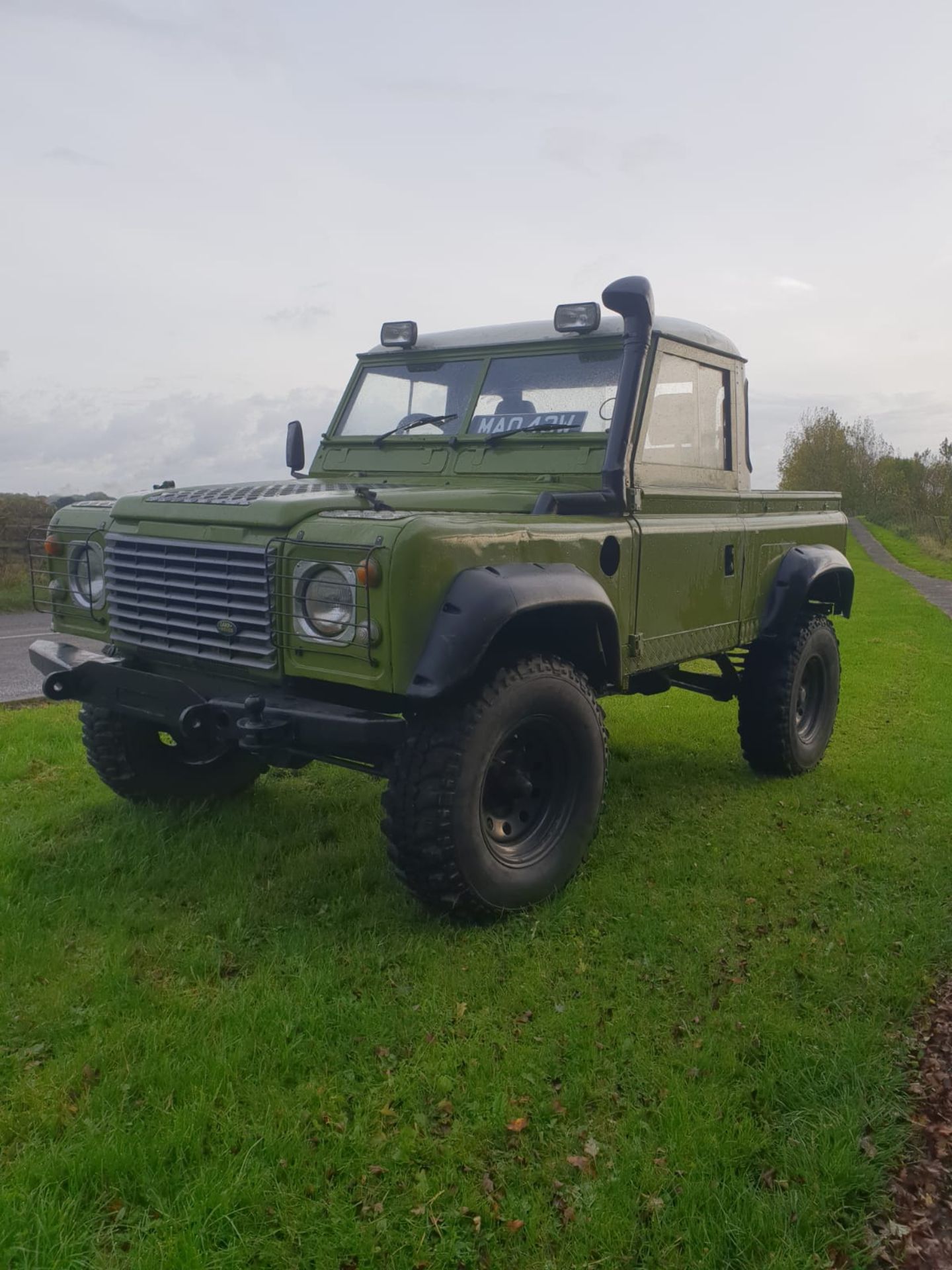 1981 LAND ROVER DEFENDER SERIES 3 TAX EXEMPT, FITTED WITH A 300TDI ENGINE, 4 INCH LIFT KIT *NO VAT* - Image 4 of 11