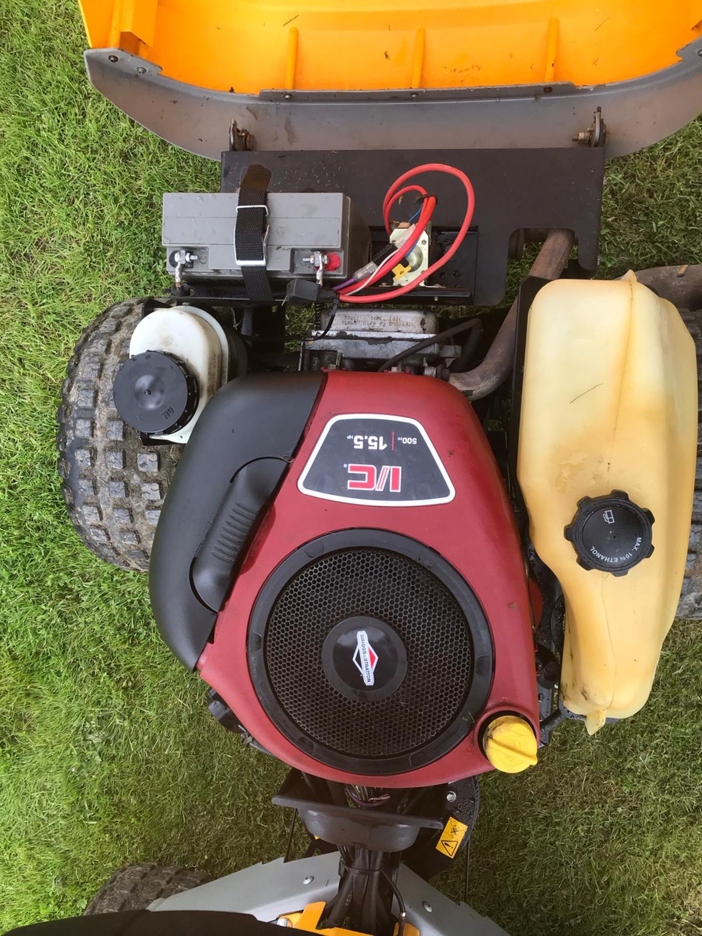STIGA COMPACT 16 4WD RIDE ON LAWN MOWER, RUNS, DRIVES AND CUTS, OUTFRONT DECK, CLEAN MACHINE *NO VAT - Image 5 of 5