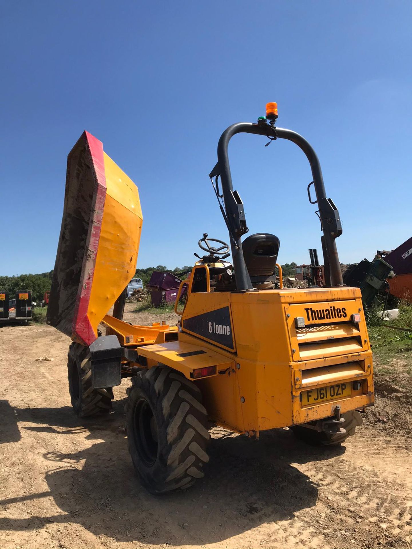 2012 THWAITES 6 TON DUMPER, SWIVEL SKIP, RUNS, DRIVES AND DUMPS, CLEAN MACHINE *PLUS VAT* - Image 2 of 6