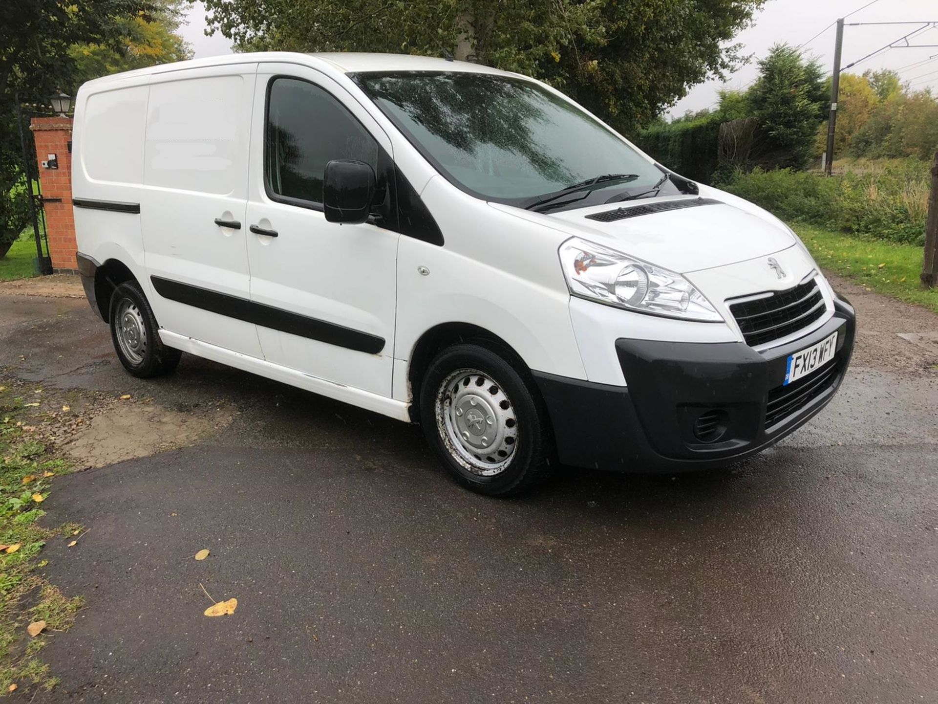 2013/13 REG PEUGEOT EXPERT 1000 L1H1 PROFESSIONAL HDI 2.0 DIESEL PANEL VAN, SHOWING 1 FORMER KEEPER