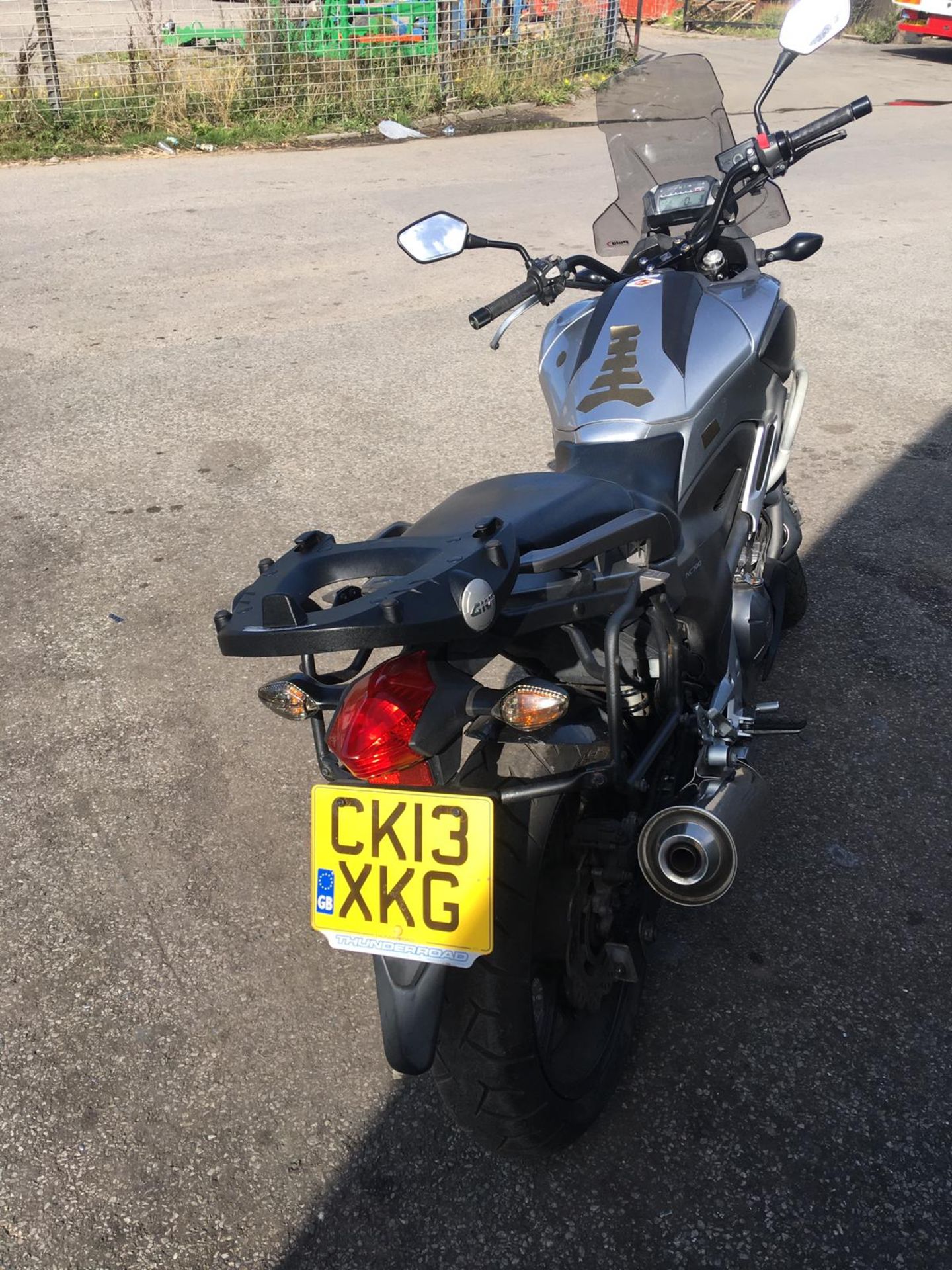 2013/13 REG HONDA NC 700 XA-C PETROL SILVER MOTORCYCLE / MOTORBIKE, SHOWING 2 FORMER KEEPERS *NO VAT - Image 5 of 18