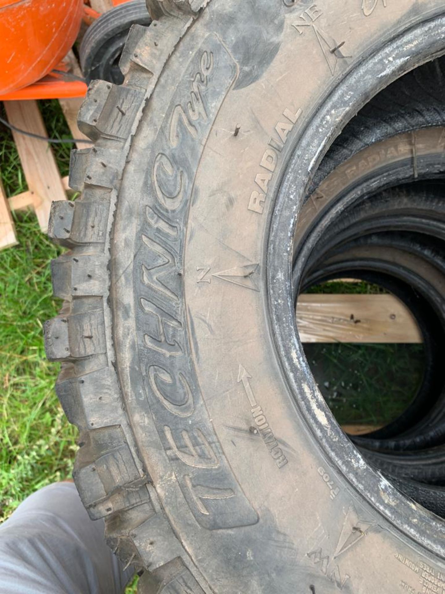 4 X TECHNIC 4X4 OFF ROAD TYRES - 235/75 R15 (105) *NO VAT* - Image 4 of 4