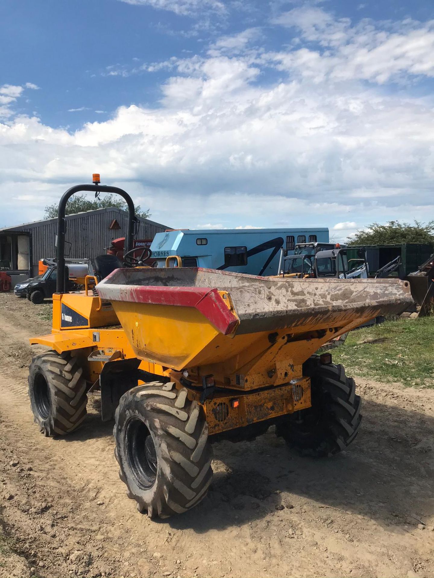 2012 THWAITES 6 TON DUMPER, SWIVEL SKIP, RUNS, DRIVES AND DUMPS, CLEAN MACHINE *PLUS VAT*