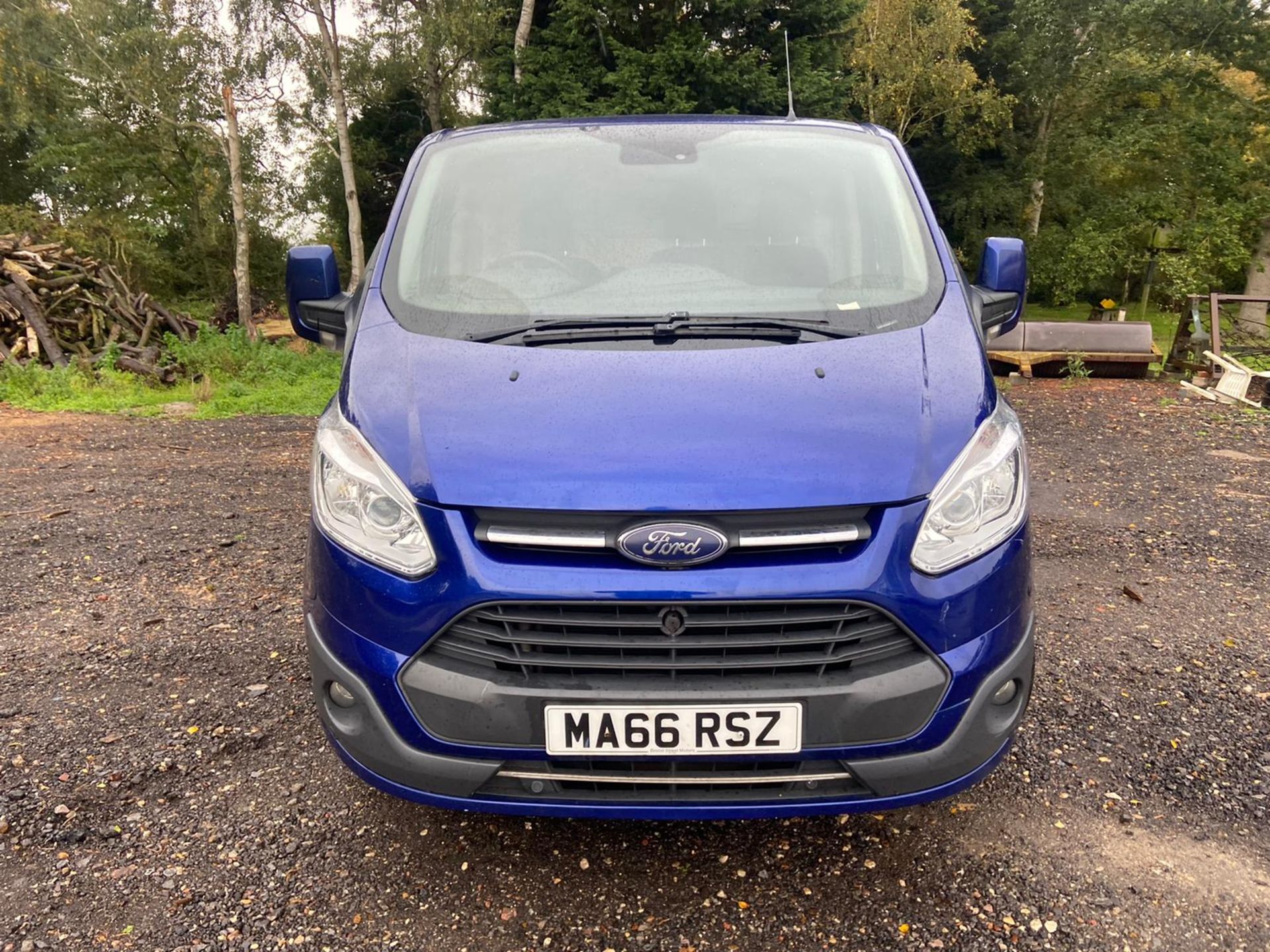 2016/66 REG FORD TRANSIT CUSTOM 270 LIMITED 2.0 DIESEL BLUE PANEL VAN, SHOWING 0 FORMER KEEPERS - Image 2 of 9