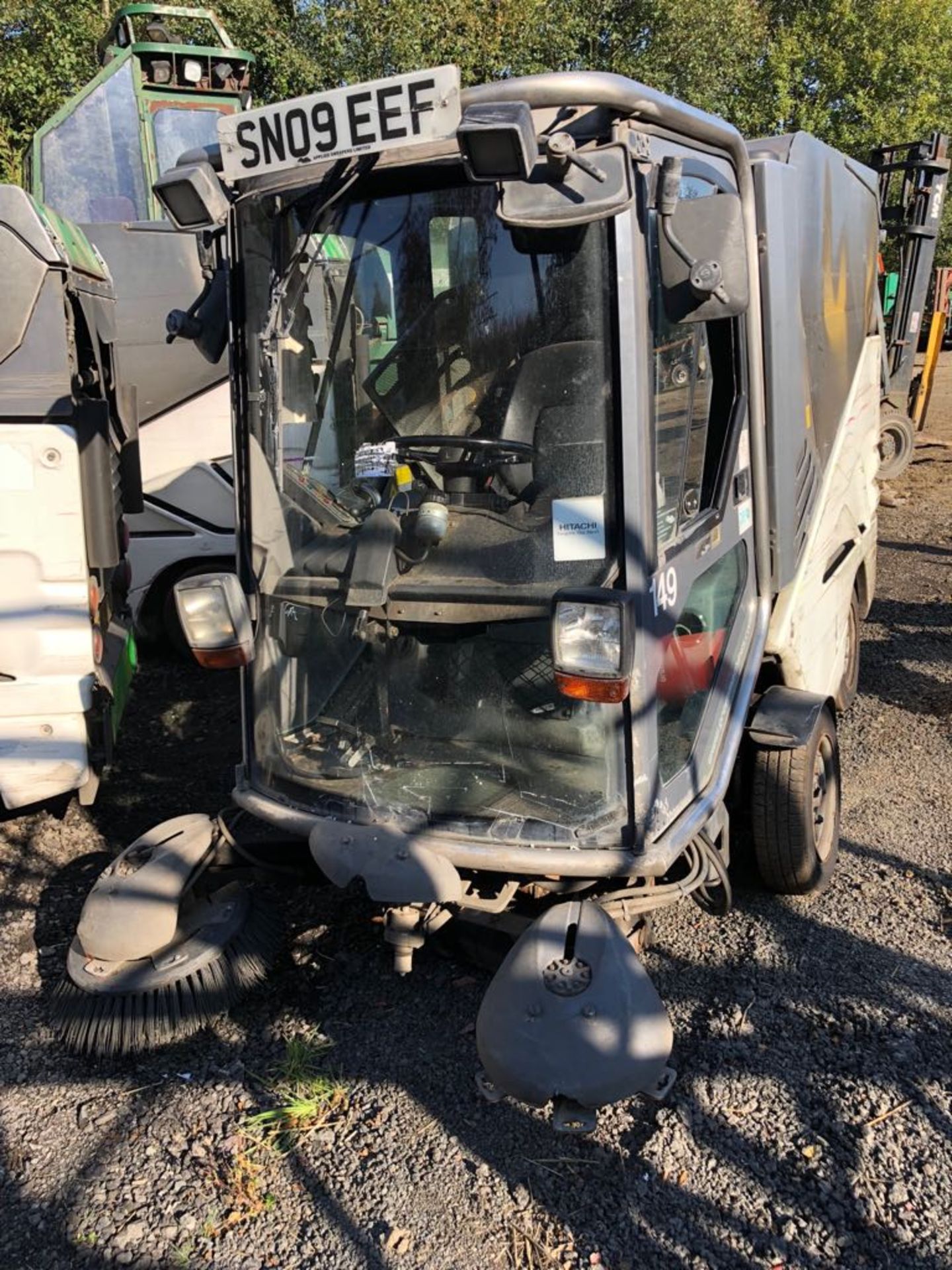 JOB LOT OF 3 X 2009 GREEN MACHINE ROAD SWEEPERS *PLUS VAT* - Image 7 of 19