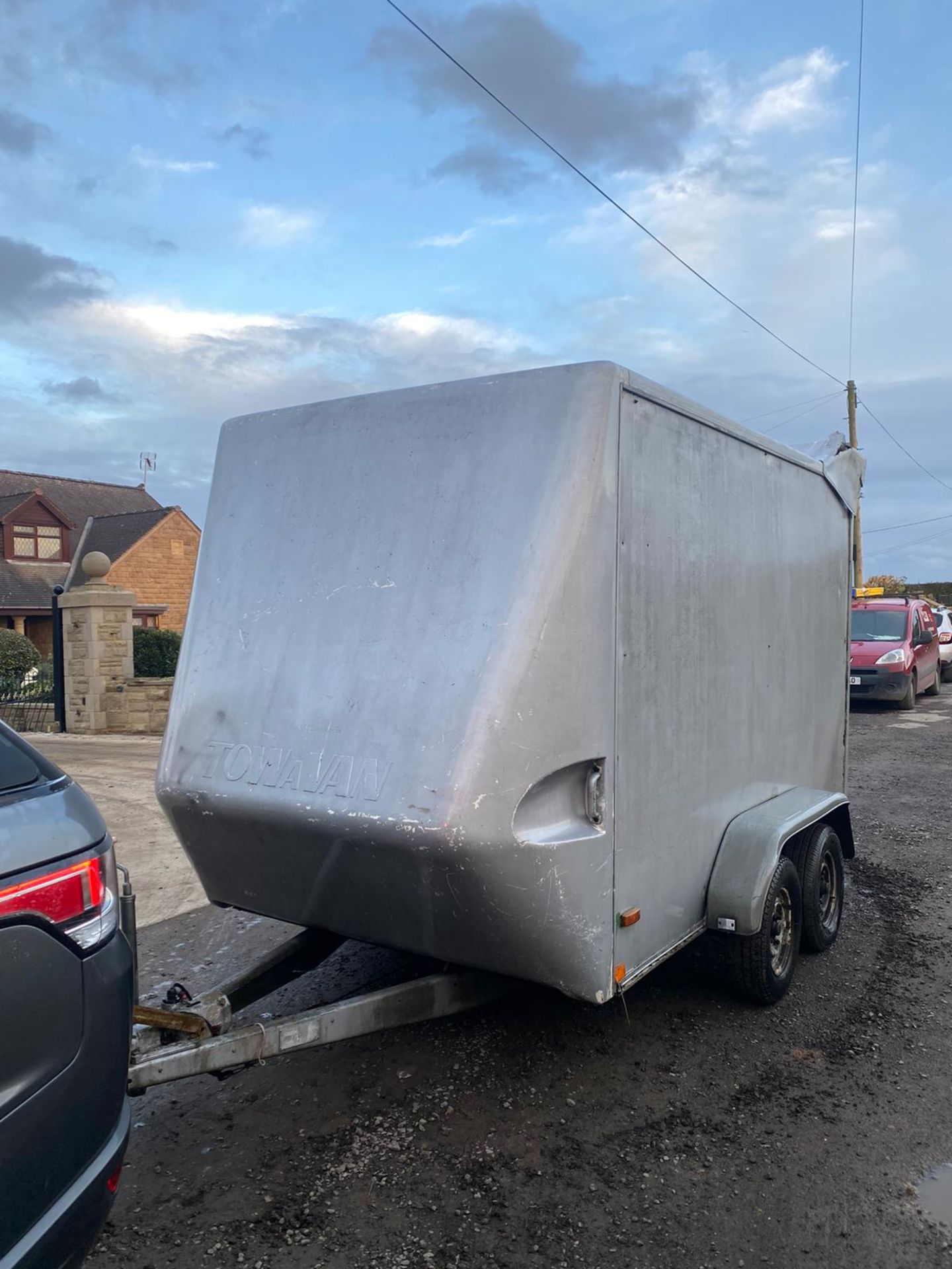 TOWAVAN BOX TRAILER, TOWS GOOD AND BRAKES GOOD *NO VAT* - Image 4 of 4