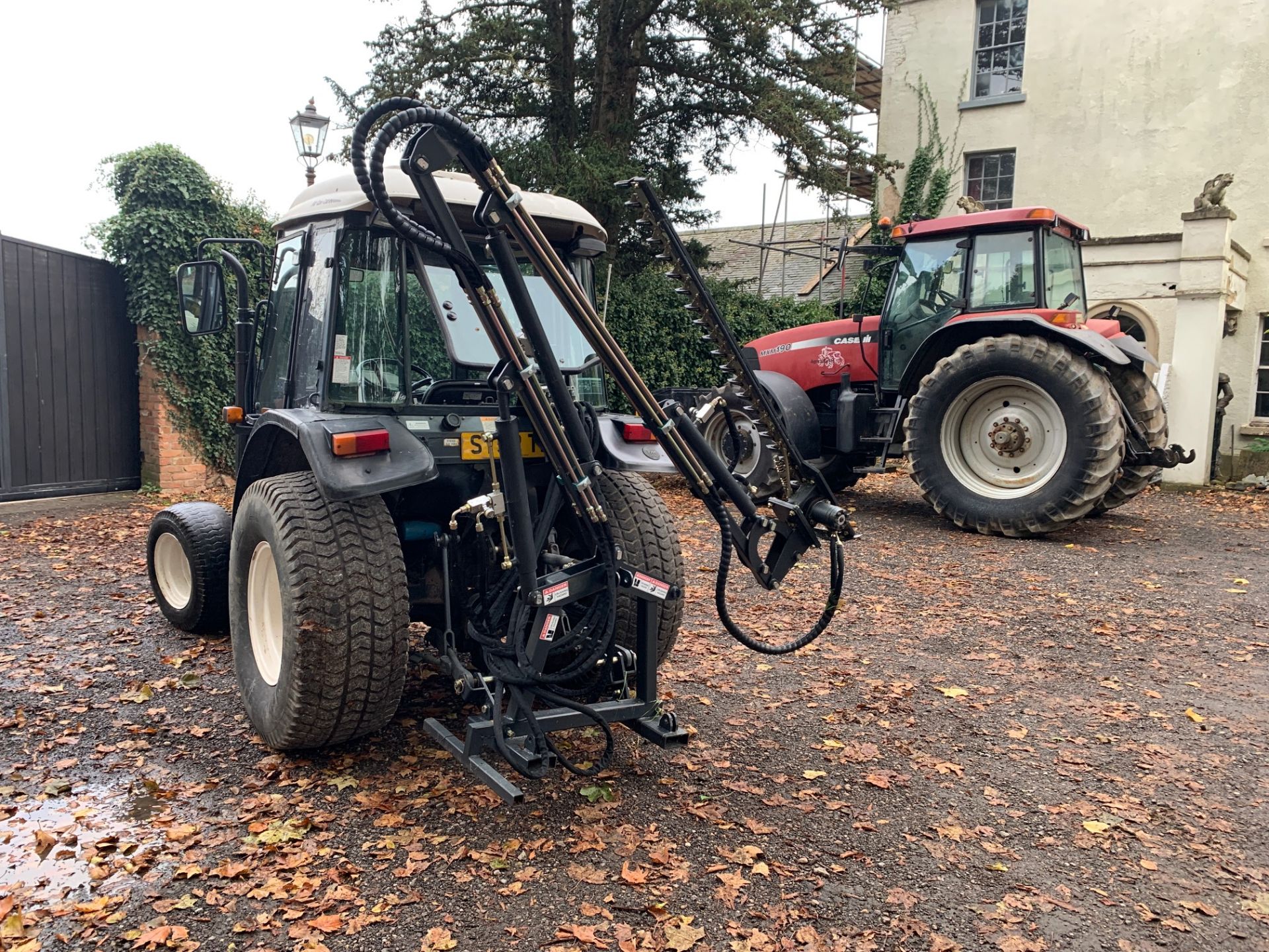 BRAND NEW 3PT LINKAGE HEDGE CUTTER 1500MM CUT MADE BY KUBOTA ALL HOSES AND CONTROL VALVES *PLUS VAT* - Image 14 of 15