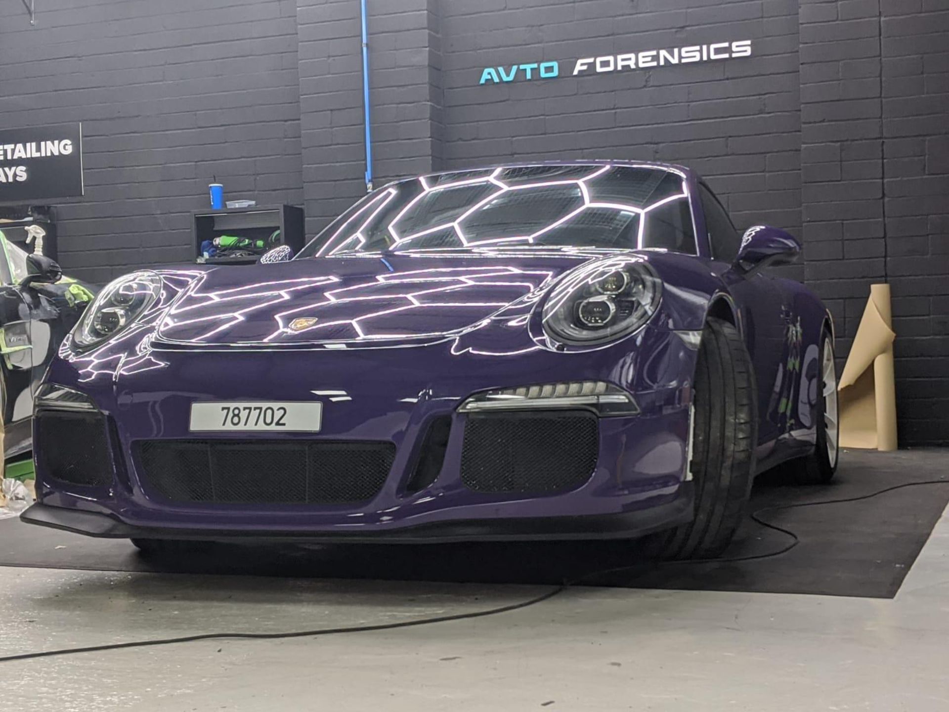 2014 PORSCHE GT3 CLUB SPORT, ROLE CAGE, CARBON PACK, RACING SEATS, PDK TRANSMISSION *PLUS VAT* - Image 4 of 9