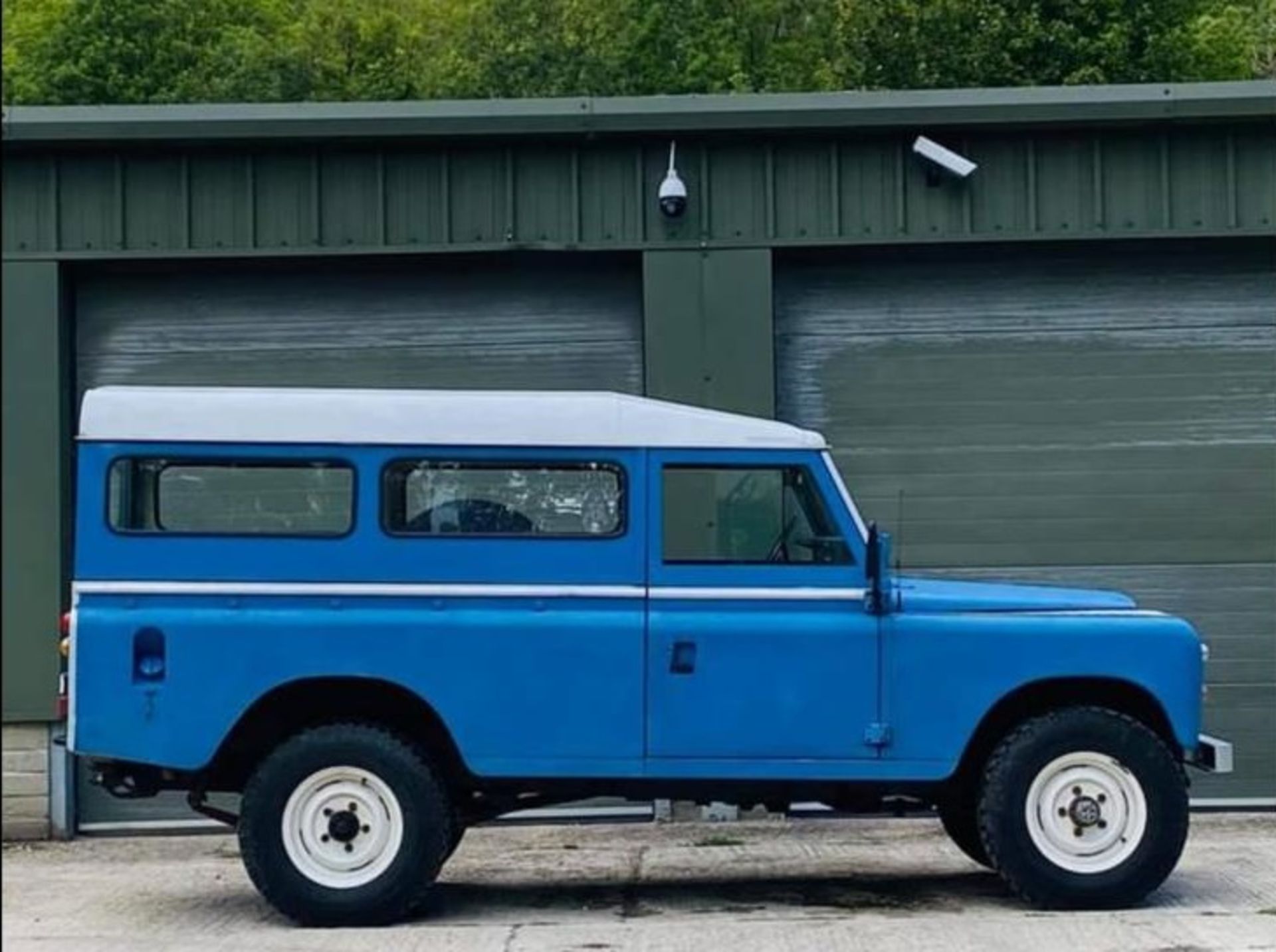 1980 LAND ROVER 109" - 6 CYL 2.6 PETROL BLUE LIGHT UTILITY 4X4 *NO VAT* - Image 3 of 8