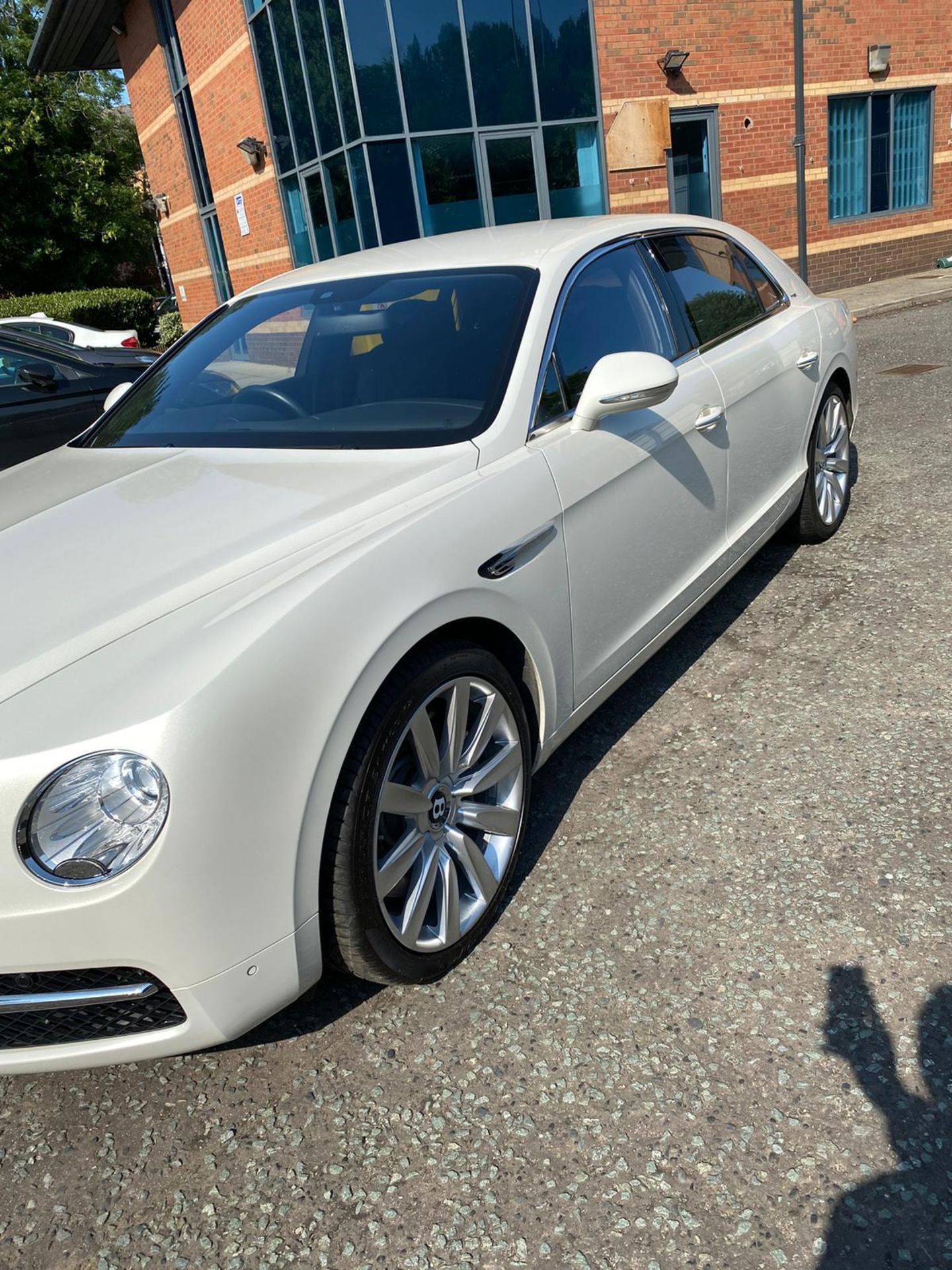 2014 BENTLEY FLYING SPUR 8500 MILES FULL SERVICE HISTORY *NO VAT* - Image 4 of 10