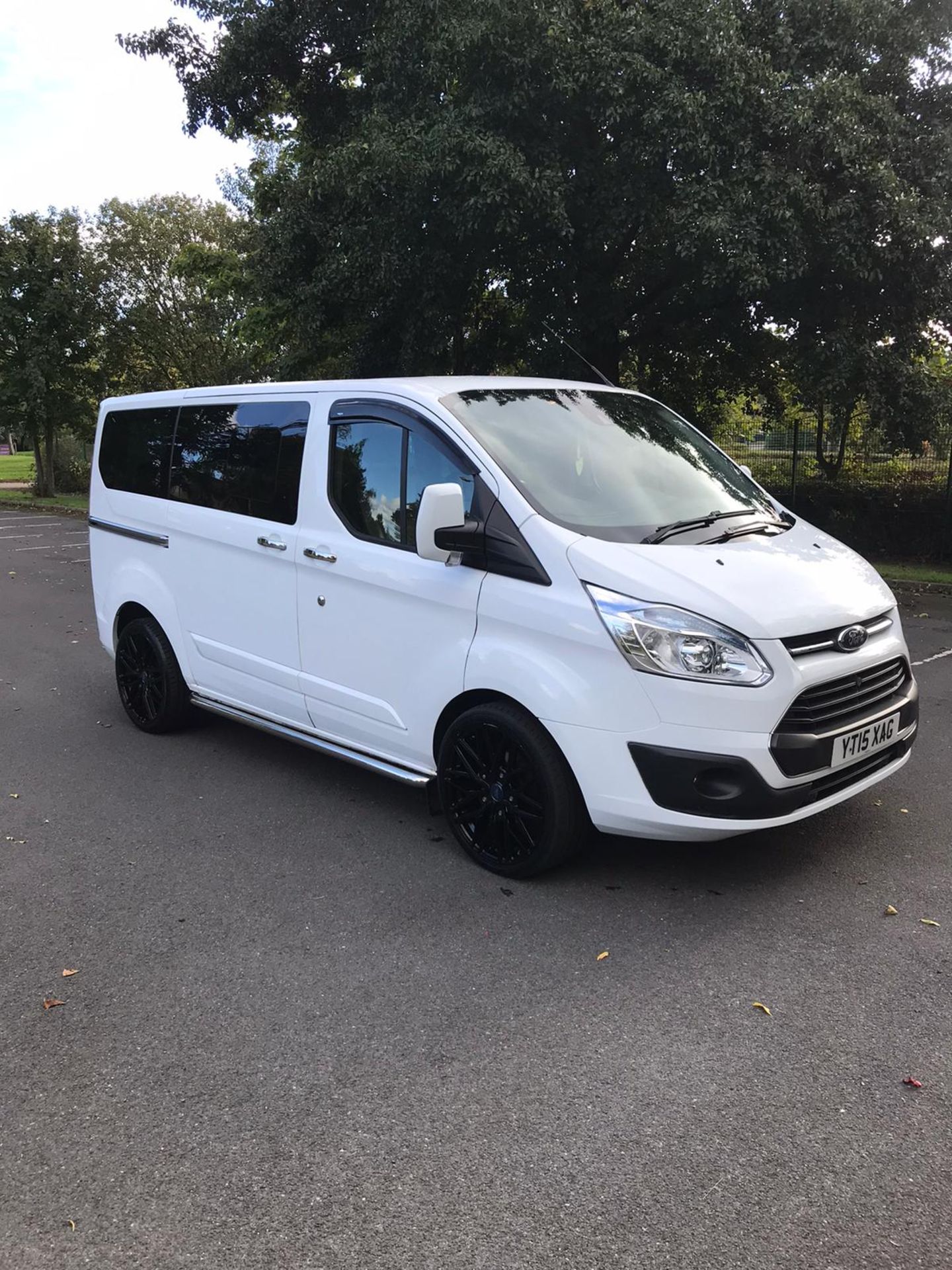 2015/15 REG FORD TOURNEO CUSTOM 300 LTD ECOTECH 2.2 DIESEL 9 SEAT, SHOWING 1 FORMER KEEPER *NO VAT*