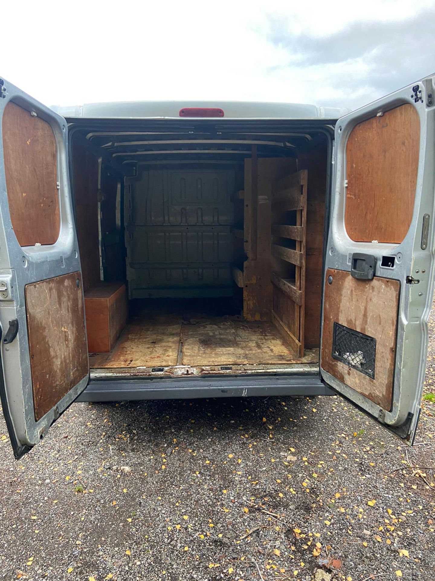 2009/59 REG CITREON RELAY 30 100HO SWB 2.2 DIESEL SILVER PANEL VAN, SHOWING 1 FORMER KEEPER *NO VAT* - Image 6 of 9