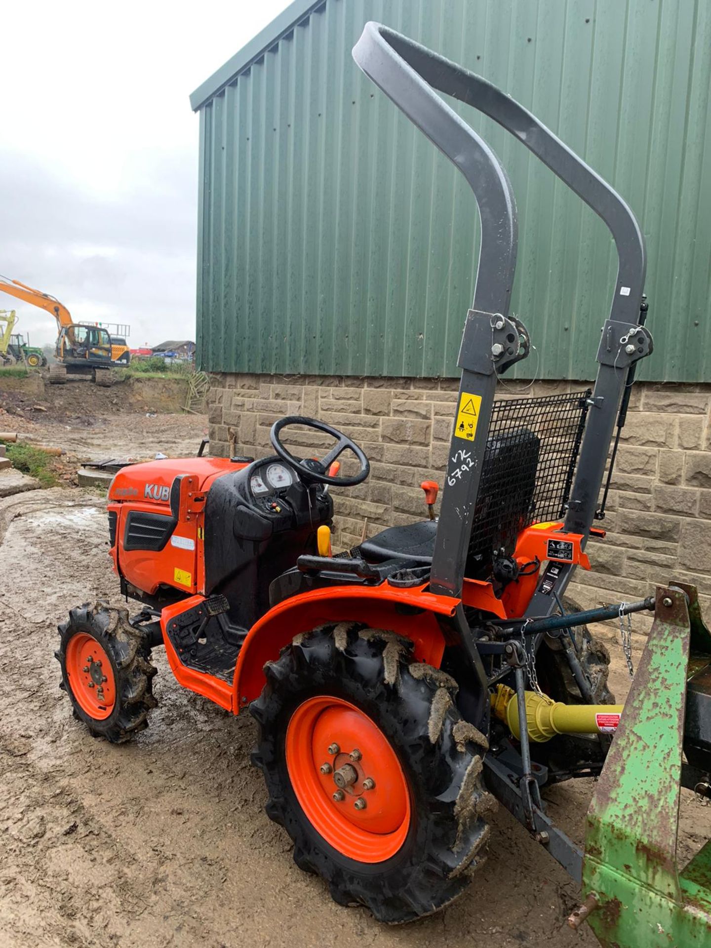 KUBOTA B1820 COMPACT TRACTOR, RUNS, DRIVES AND WORKS, CLEAN MACHINE *PLUS VAT* - Image 2 of 6