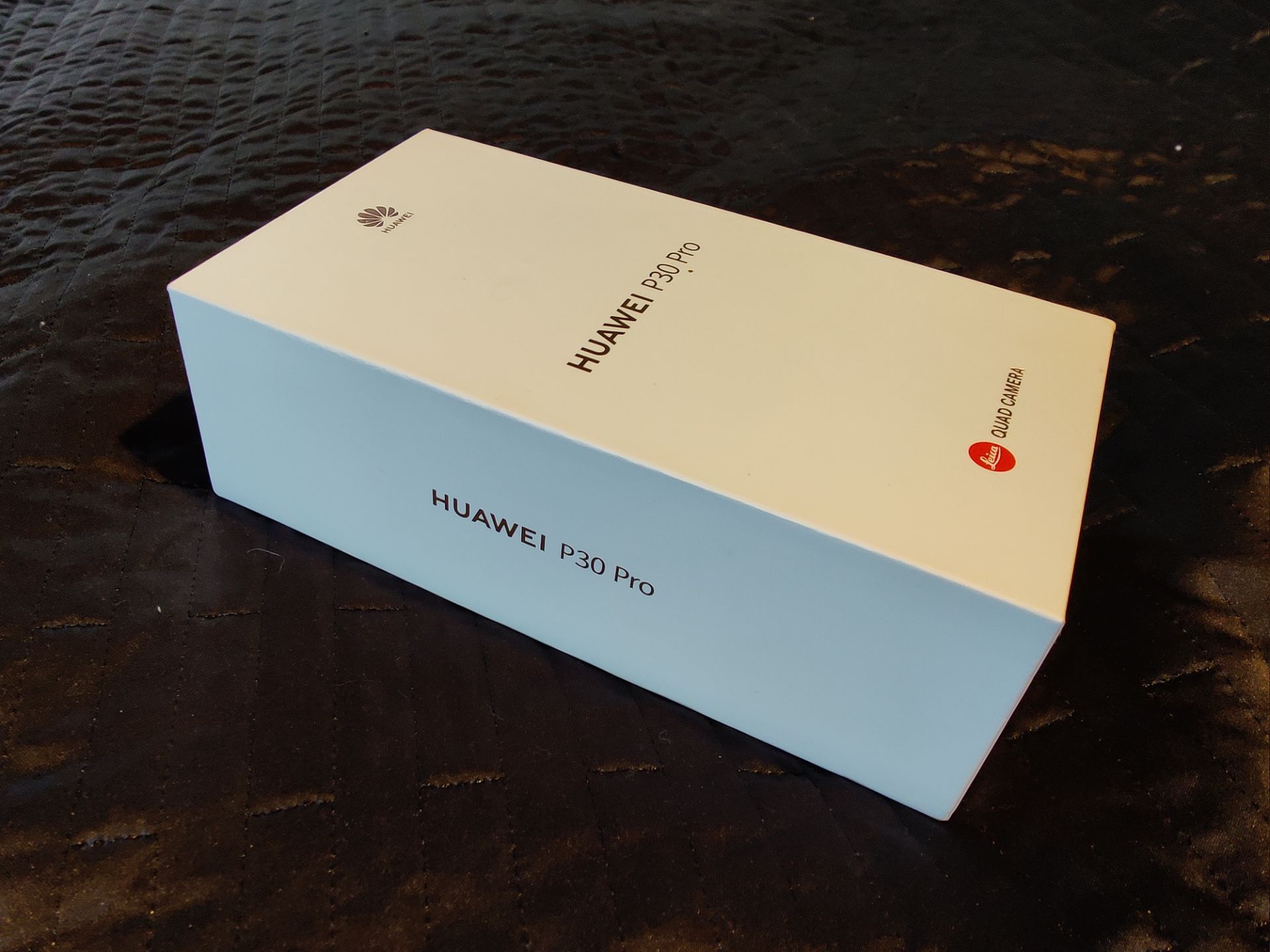 HUAWEI P30 PRO VOG-L29 - 128GB - BLACK - UNLOCKED - 8GB RAM BOXED IN MINT CONDITION GRADE A *NO VAT*