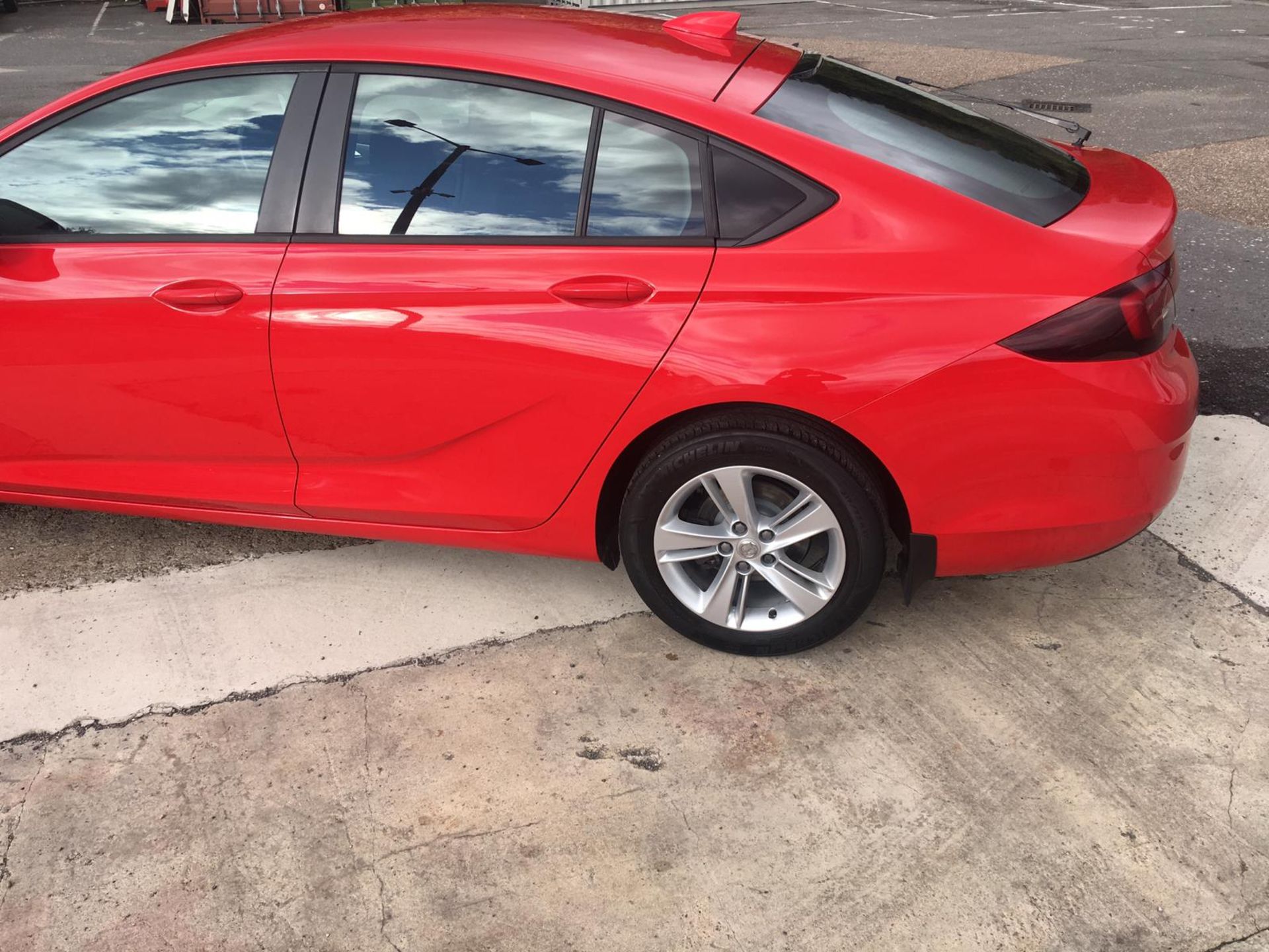 2018/18 REG VAUXHALL INSIGNIA DESIGN ECOTEC TURBO 1.6 DIESEL RED, SHOWING 0 FORMER KEEPERS *NO VAT* - Image 4 of 34