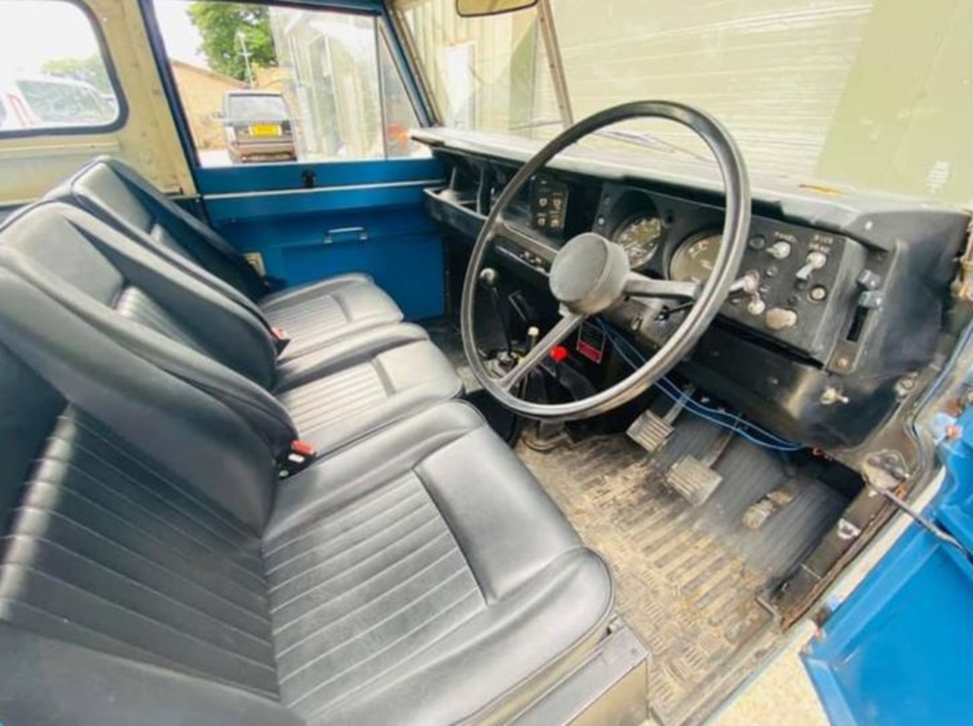 1980 LAND ROVER 109" - 6 CYL 2.6 PETROL BLUE LIGHT UTILITY 4X4 *NO VAT* - Image 6 of 8