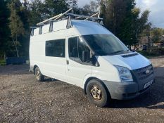 2013/13 REG FORD TRANSIT 100 T350 RWD 2.2 DIESEL WHITE WELFARE PANEL VAN, SHOWING 1 FORMER KEEPER