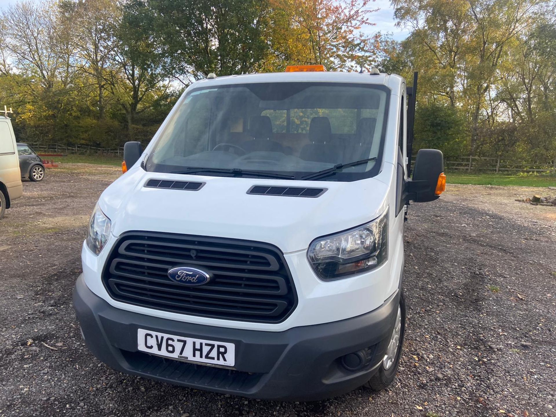 2017/67 REG FORD TRANSIT 350 2.0 DIESEL WHITE TIPPER, SHOWING 0 FORMER KEEPERS *PLUS VAT* - Image 4 of 10