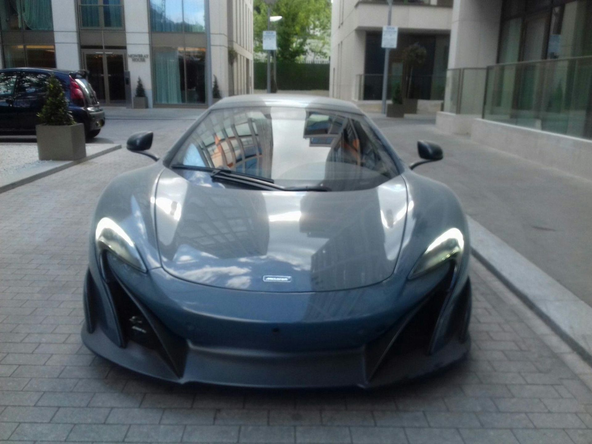 2016 MCLAREN 675LT SPIDER - CARBON FIBRE UPGRADE, SHOWING 10,000 KM *PLUS VAT - Image 5 of 6