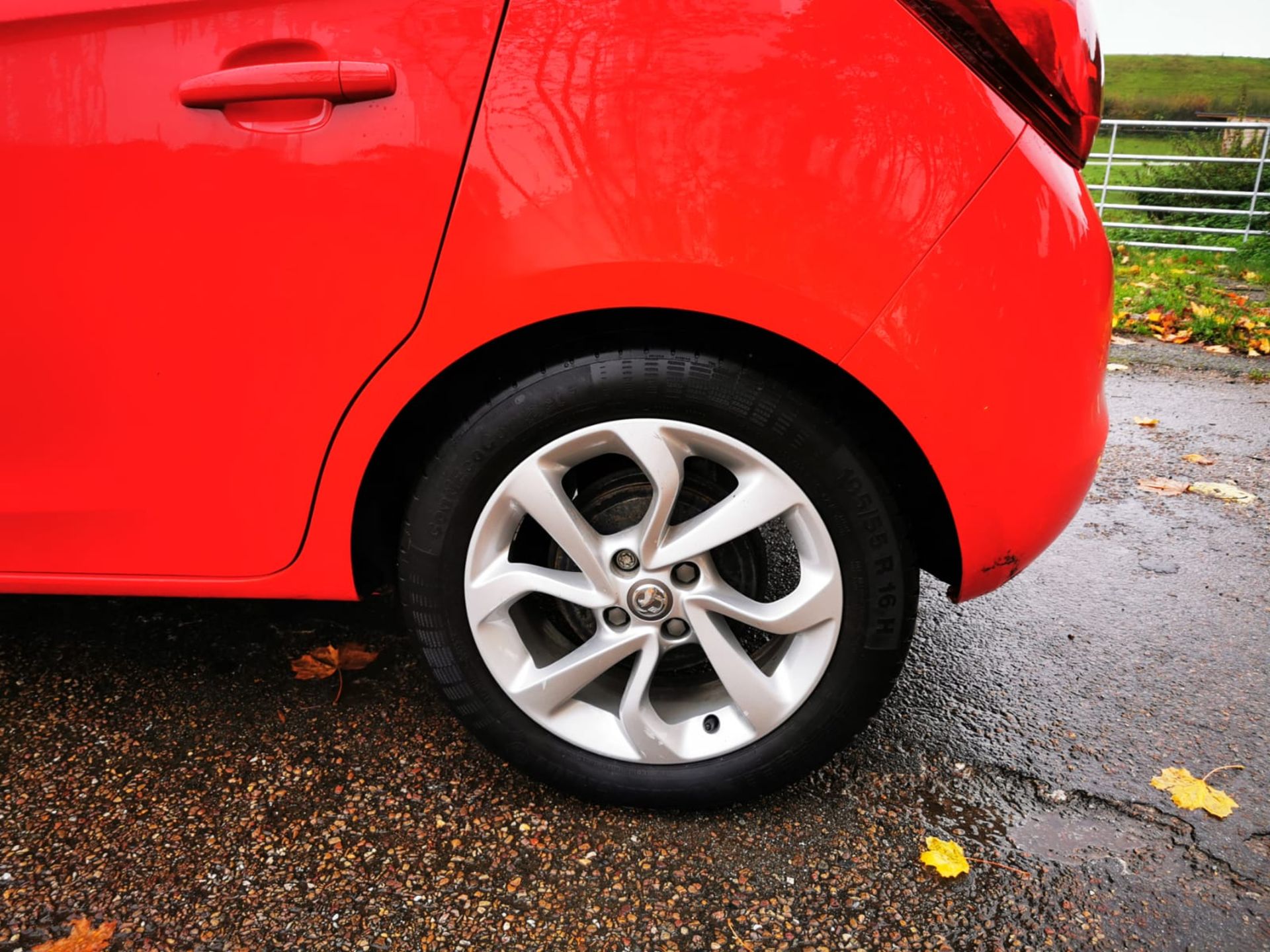 2018/67 REG VAUXHALL CORSA SRI 1.4 PETROL RED 5 DOOR HATCHBACK, SHOWING 2 FORMER KEEPERS *NO VAT* - Image 10 of 17