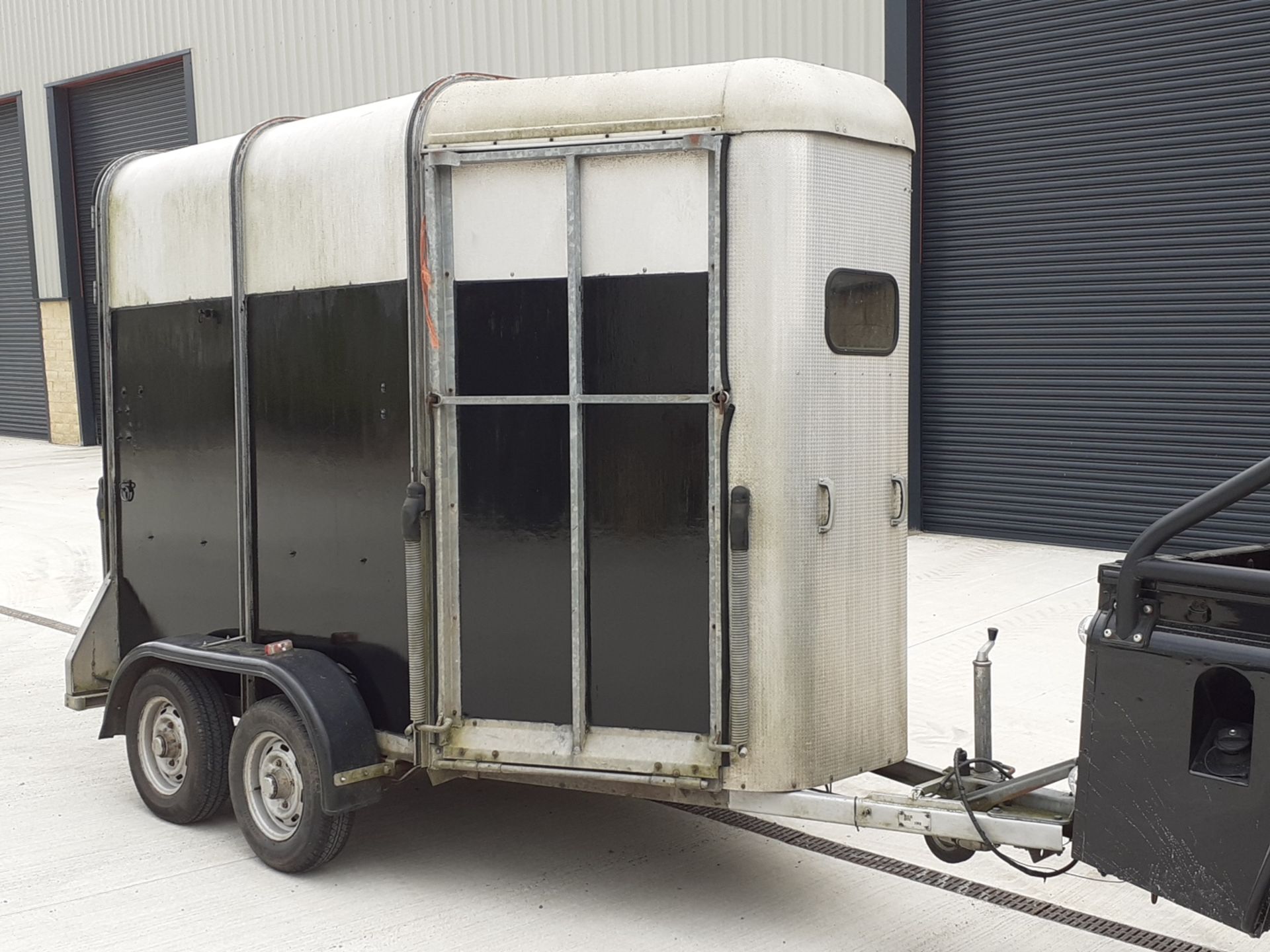 IFOR WILLIAMS HB505R HORSEBOX TRAILER, TOWS WELL, WILL CARRY TWO LARGE HORSES, GOOD TYRES *NO VAT* - Image 7 of 7