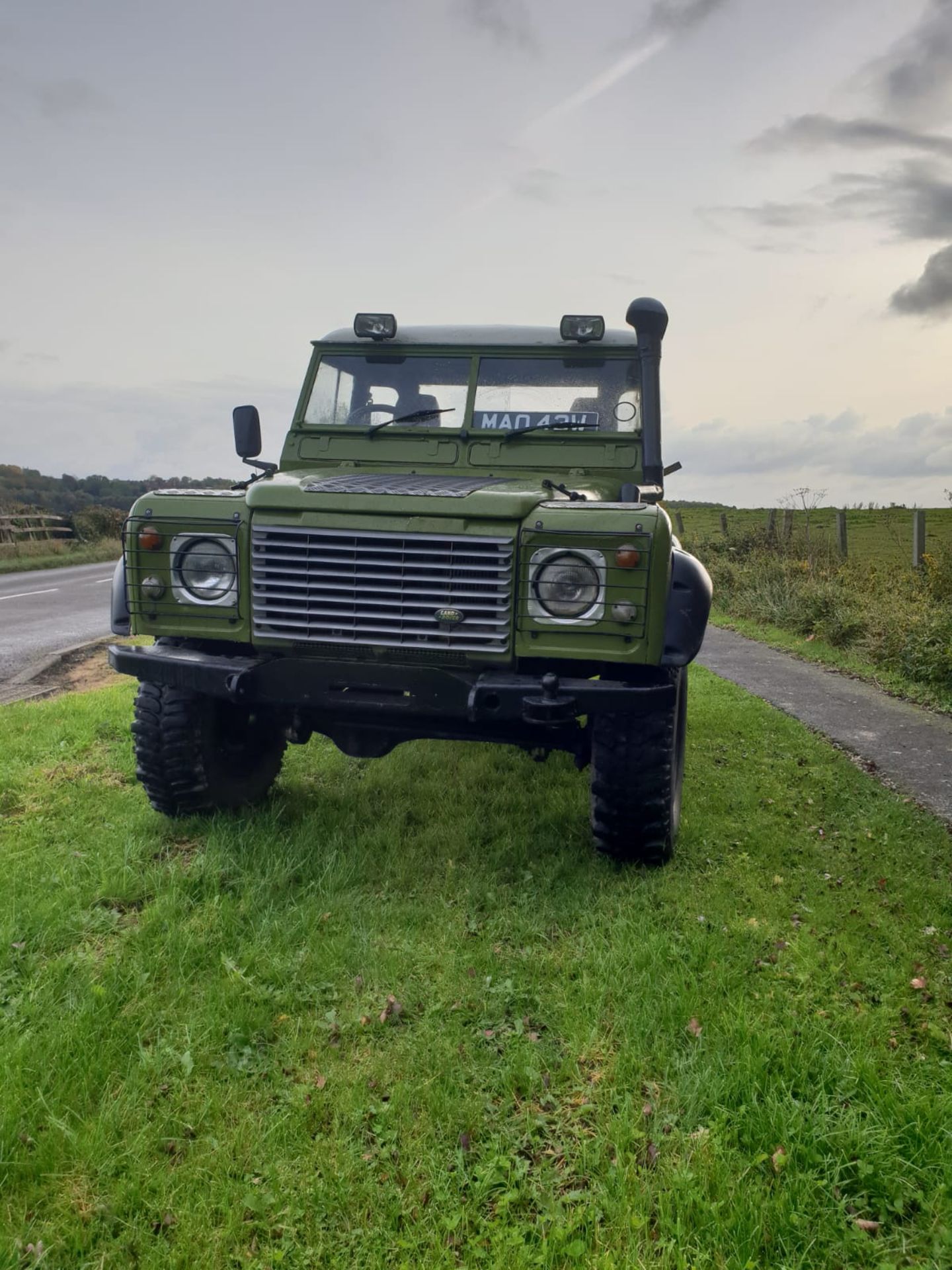 1981 LAND ROVER DEFENDER SERIES 3 TAX EXEMPT, FITTED WITH A 300TDI ENGINE, 4 INCH LIFT KIT *NO VAT* - Image 3 of 11