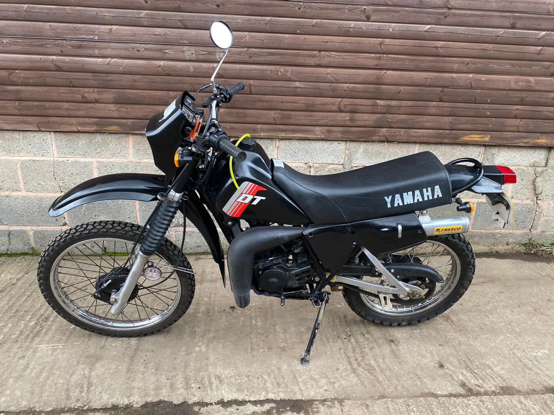 1982 YAMAHA DT125, VERY NICE ORIGINAL EXAMPLE, PETROL MOTORCYCLE, MILEAGE: 21414 *NO VAT* - Image 4 of 7