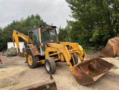 MASSEY FERGUSON 30H FRONT LOADER BACK ACTOR, RUNS, WORKS AND DRIVES *PLUS VAT*