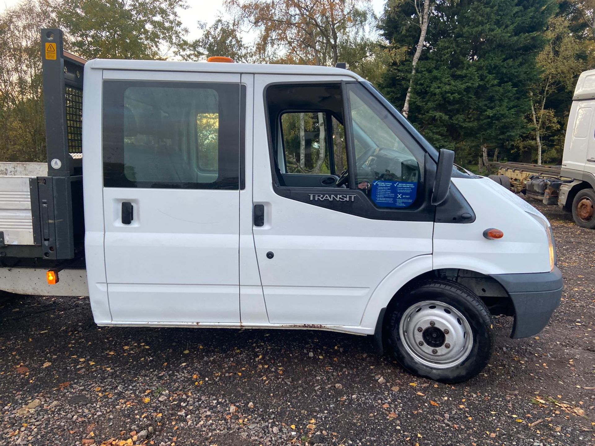 2014/14 REG FORD TRANSIT 125 T350 RWD 2.2 DIESEL TIPPER, SHOWING 2 FORMER KEEPERS *PLUS VAT* - Image 6 of 14