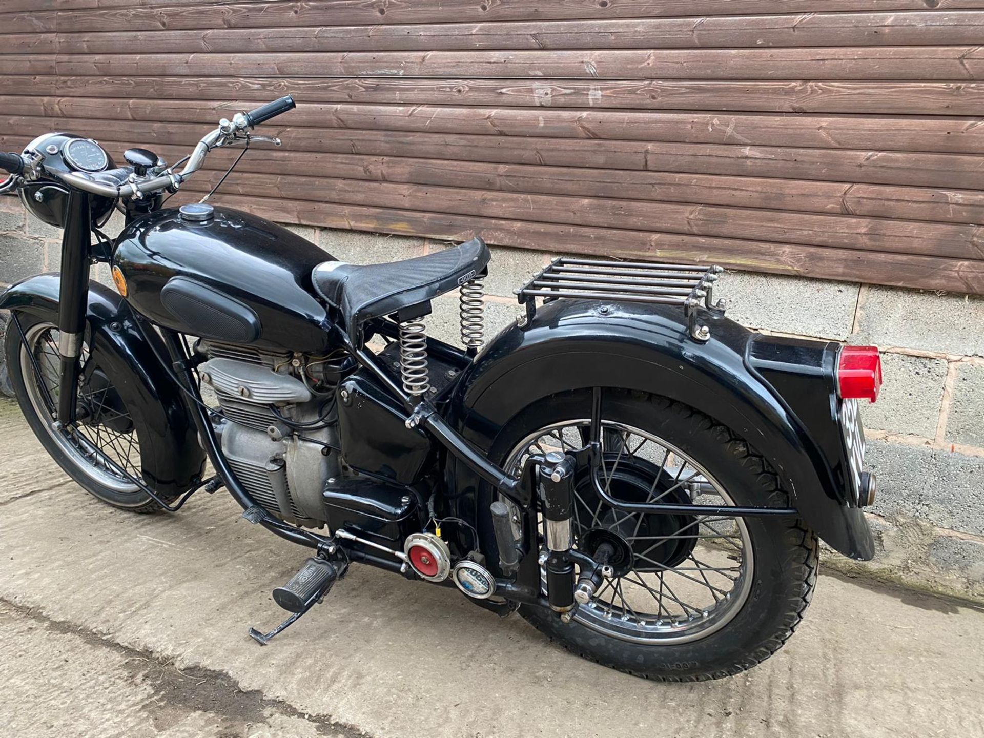 1958 SUNBEAM 500CC CLASSIC MOTORCYCLE, IN OUTSTANDING CONDITION! *NO VAT* - Image 4 of 6